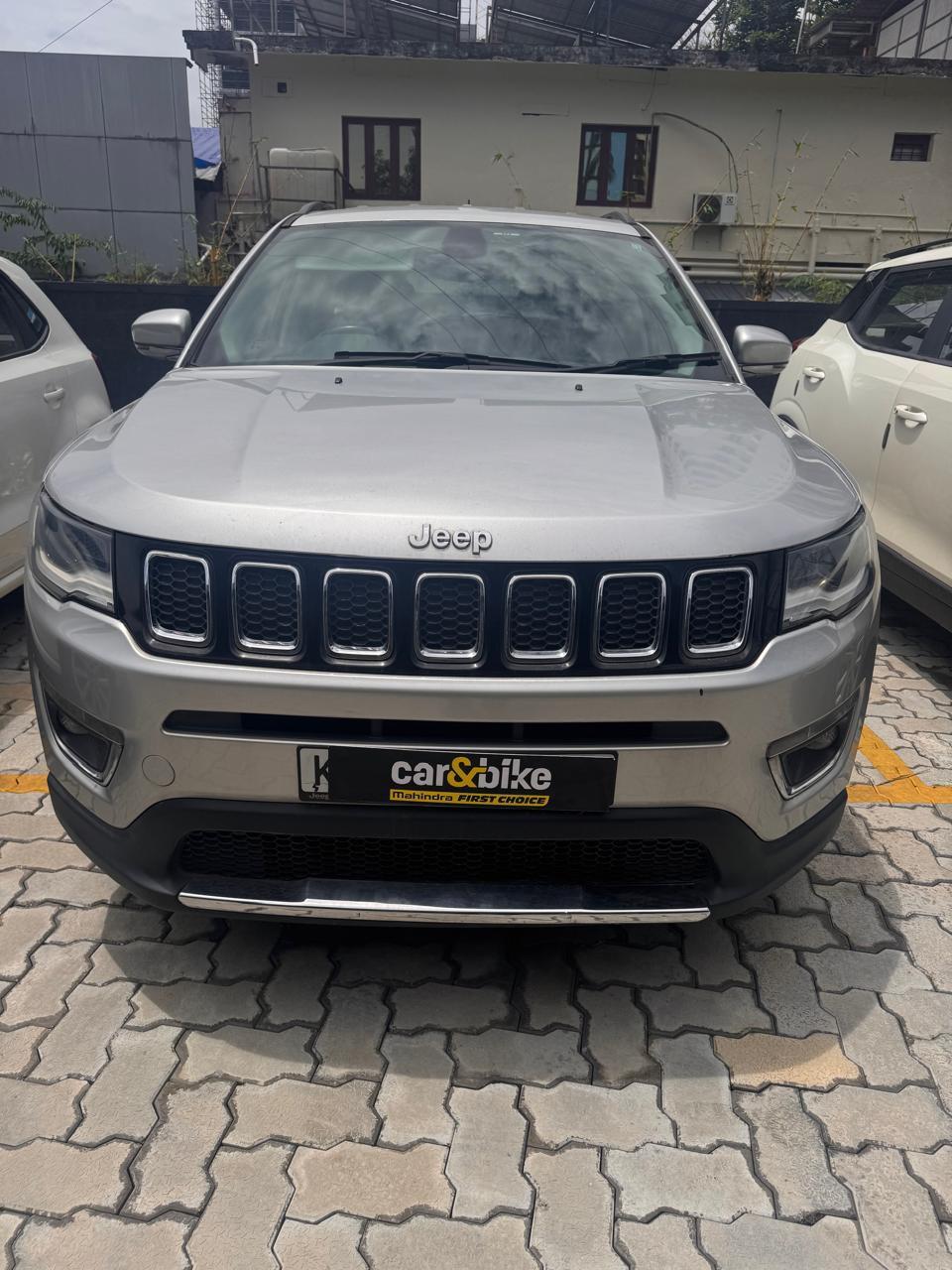 2018 Jeep Compass Limited 4X4 2.0 Diesel BS IV 2018 Jeep Compass Limited 4X4 2.0 Diesel BS IV