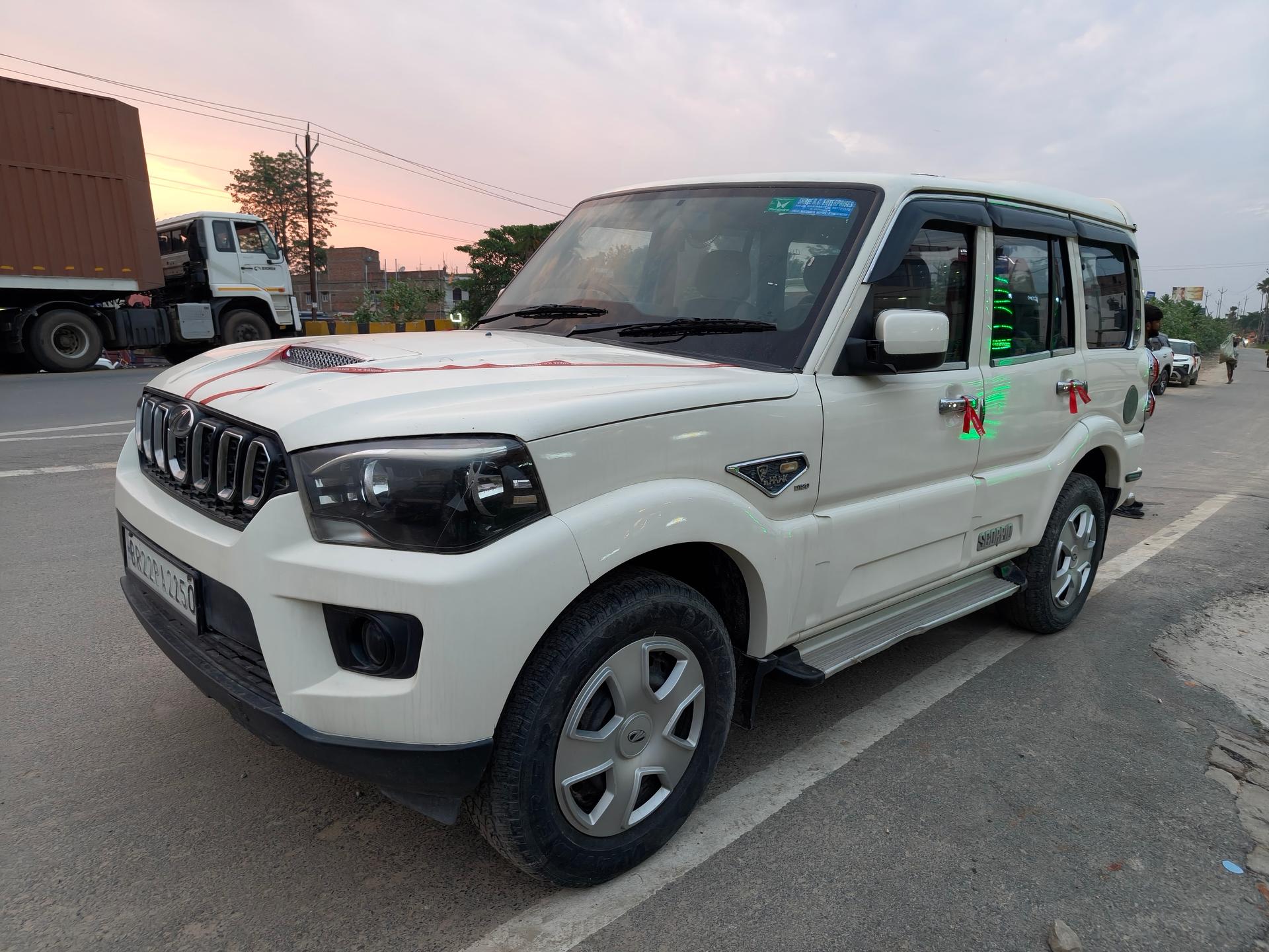 2018 Mahindra Scorpio S5 2WD BS IV 2018 Mahindra Scorpio S5 2WD BS IV