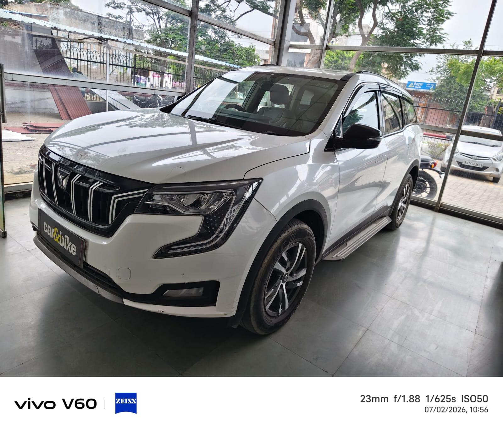 2022 Mahindra XUV700 AX5 MT Diesel 5 STR 2022 Mahindra XUV700 AX5 MT Diesel 5 STR