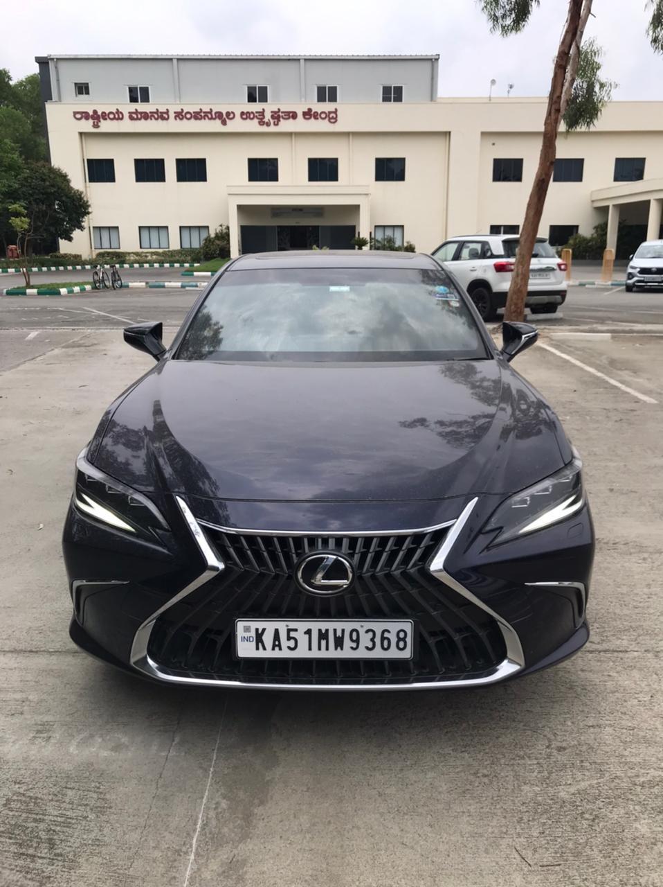 2024 Lexus ES 300h 2024 Lexus ES 300h
