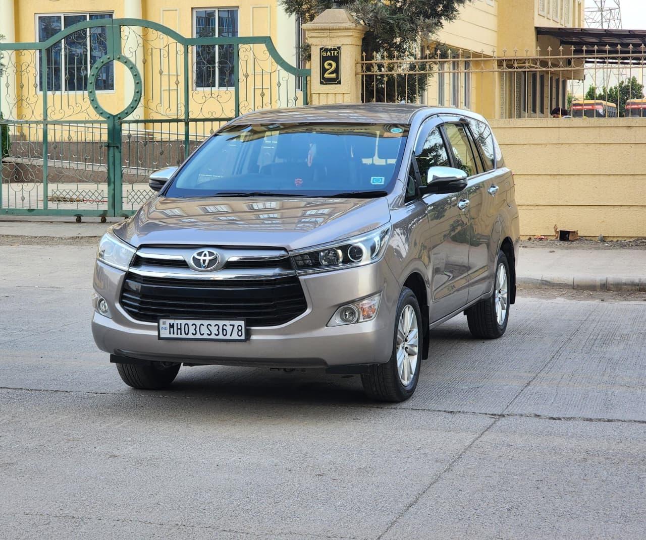 2017 Toyota Innova Crysta 2.4 Z 7 STR 2017 Toyota Innova Crysta 2.4 Z 7 STR
