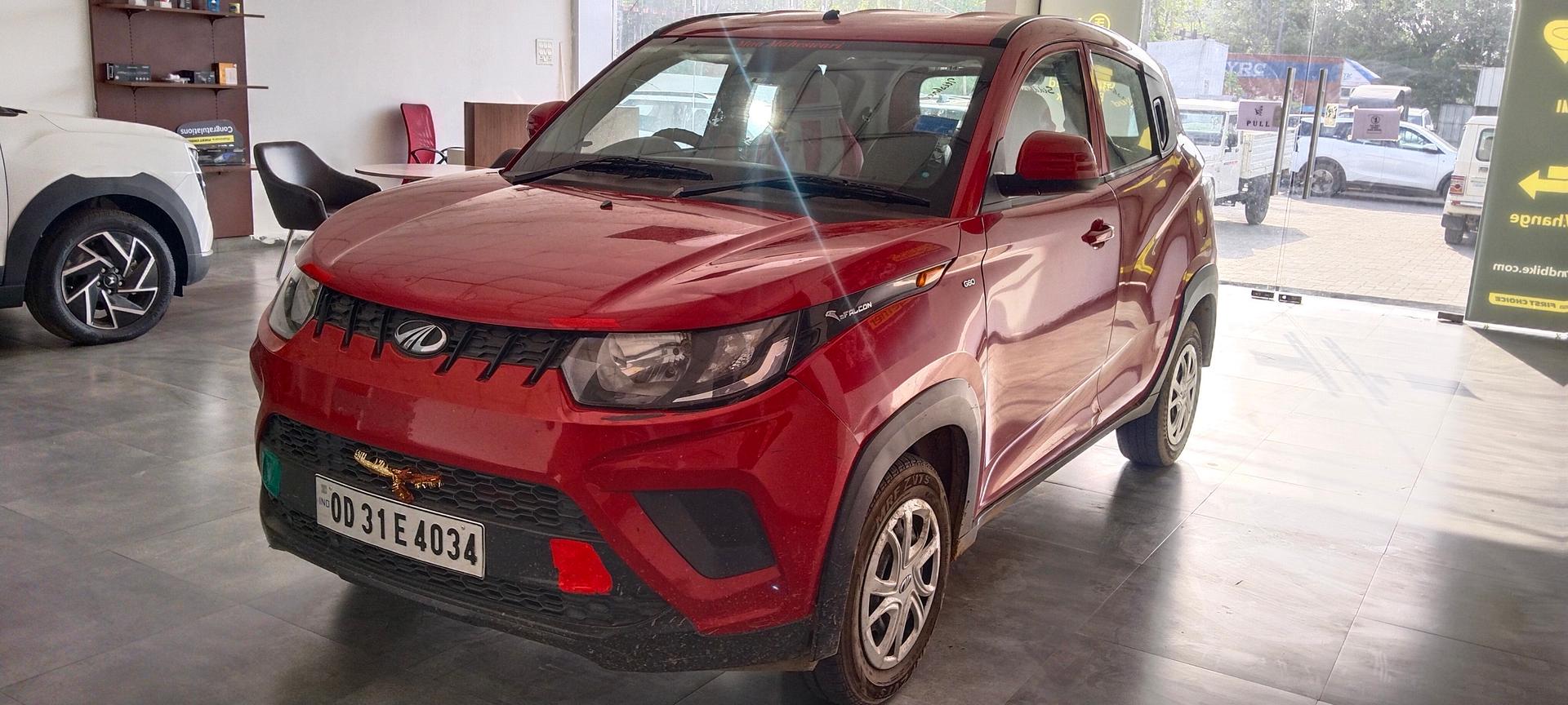 2017 Mahindra KUV100 K4 Plus Petrol 6 Seater BS IV 2017 Mahindra KUV100 K4 Plus Petrol 6 Seater BS IV