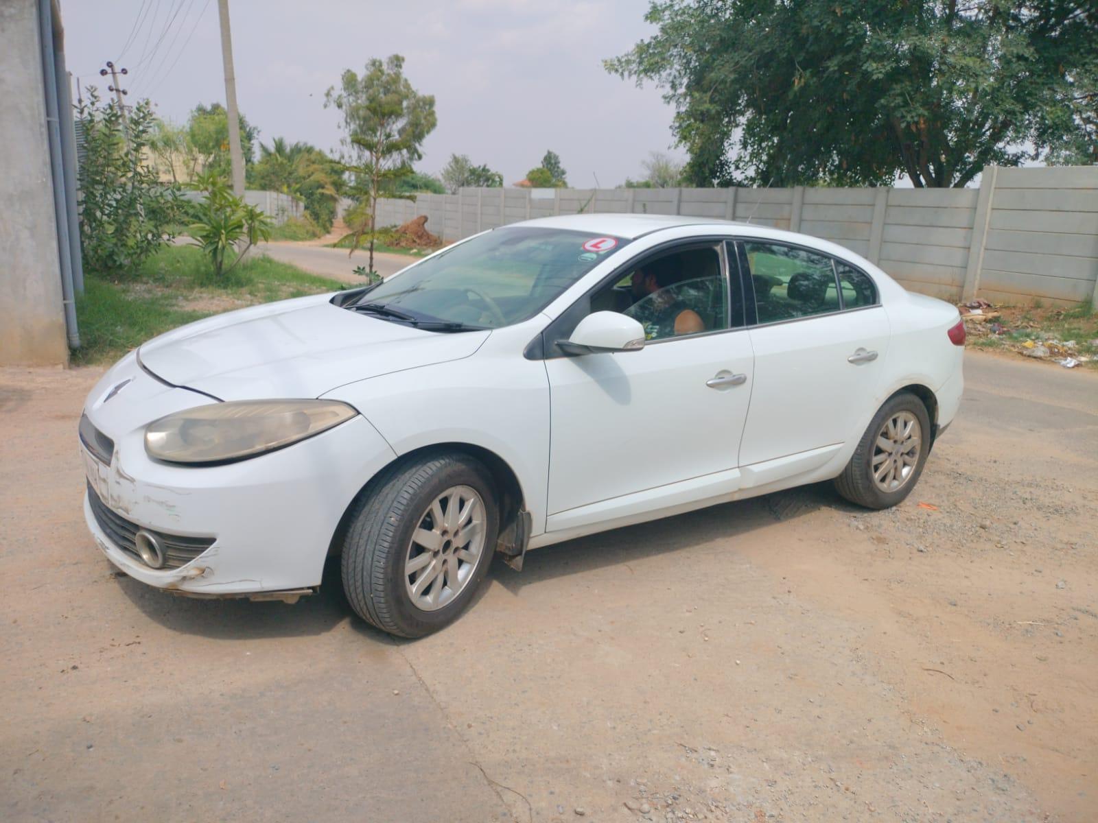 2012 Renault Fluence 1.5 E2 2012 Renault Fluence 1.5 E2