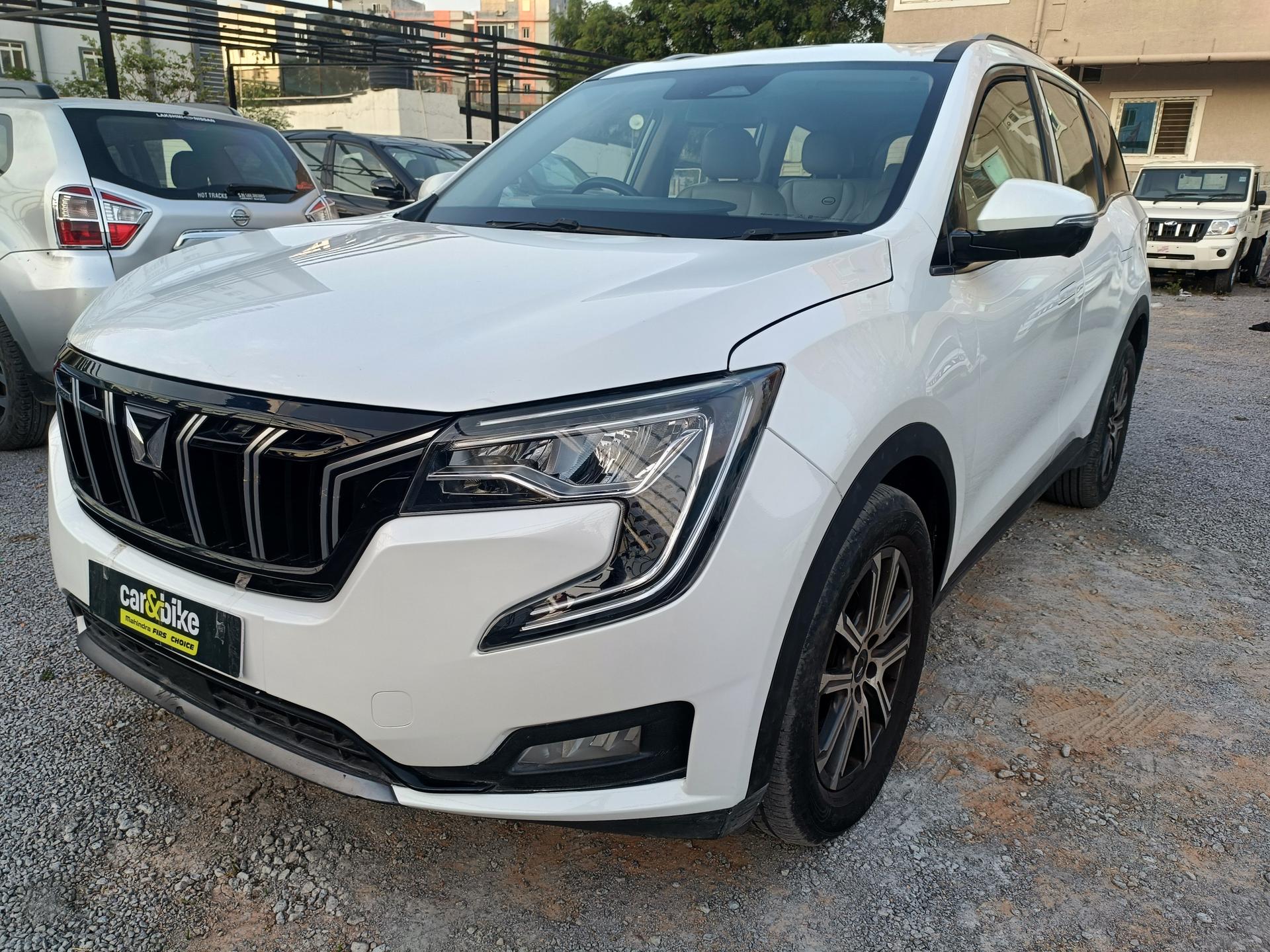 2023 Mahindra XUV700 AX7 AT Luxury Diesel 7 STR 2023 Mahindra XUV700 AX7 AT Luxury Diesel 7 STR