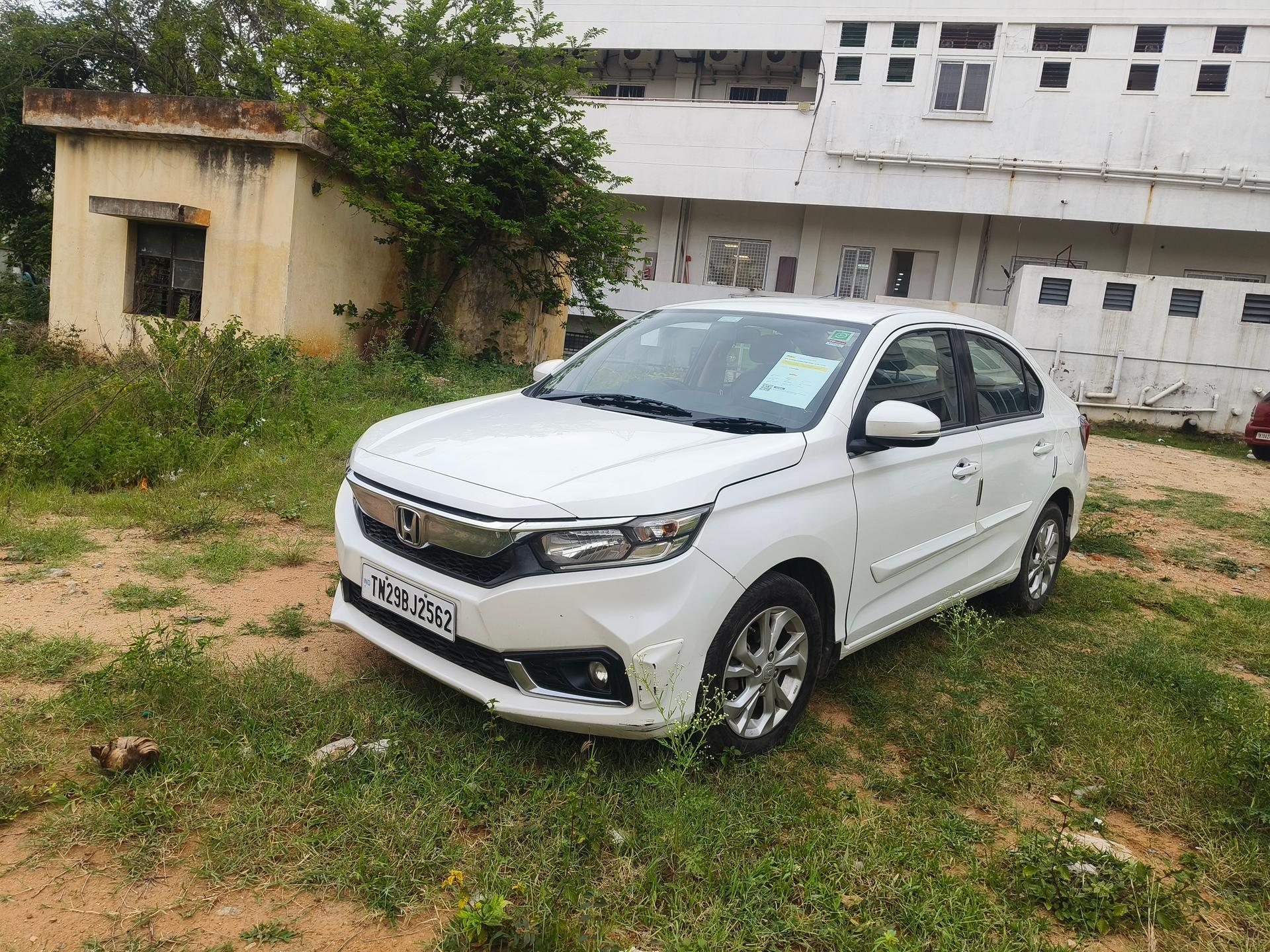 2018 Honda Amaze VX MT Petrol BS IV 2018 Honda Amaze VX MT Petrol BS IV