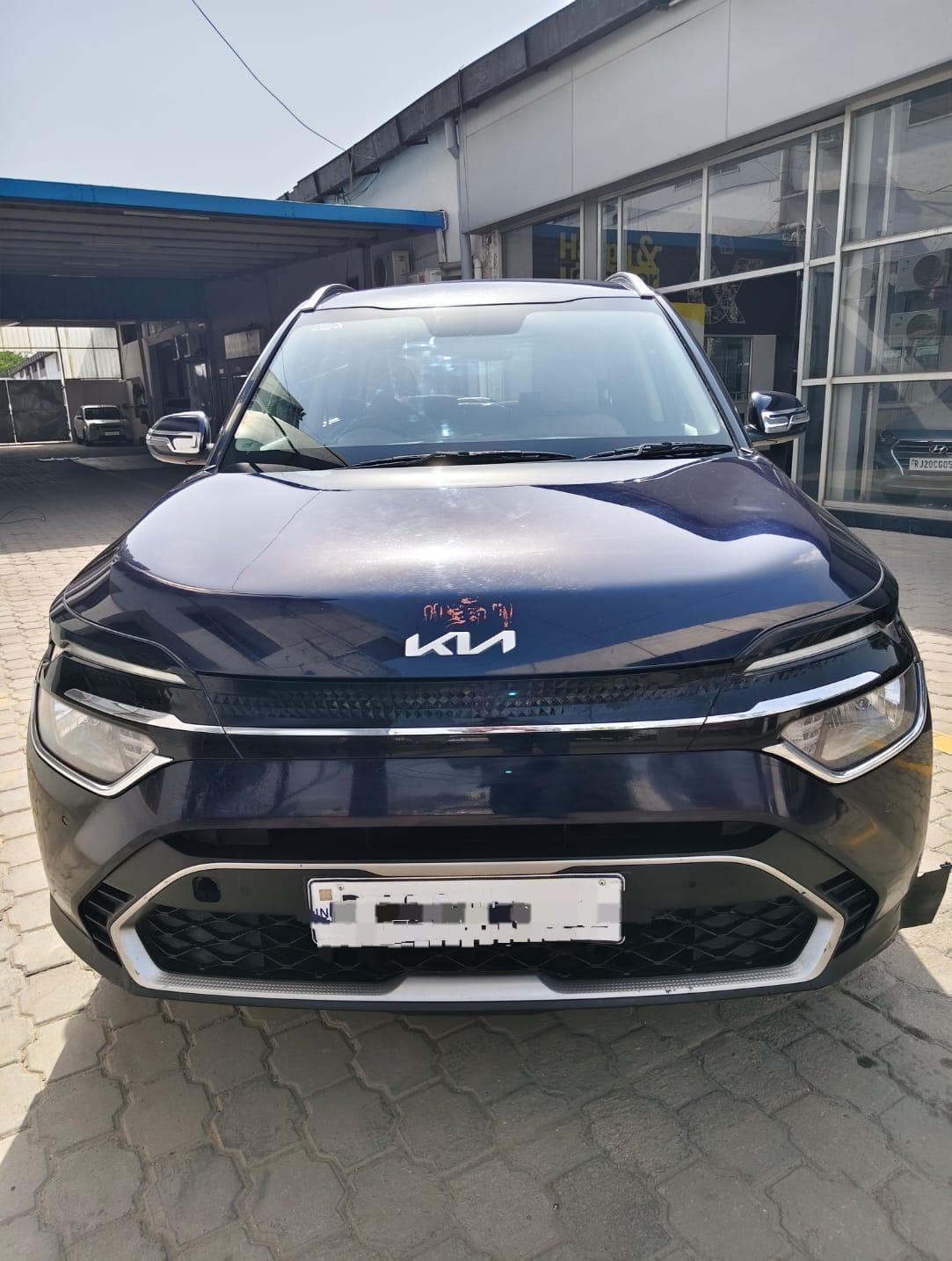 2022 Kia Carens Luxury Plus 1.5 Diesel 7 STR 2022 Kia Carens Luxury Plus 1.5 Diesel 7 STR