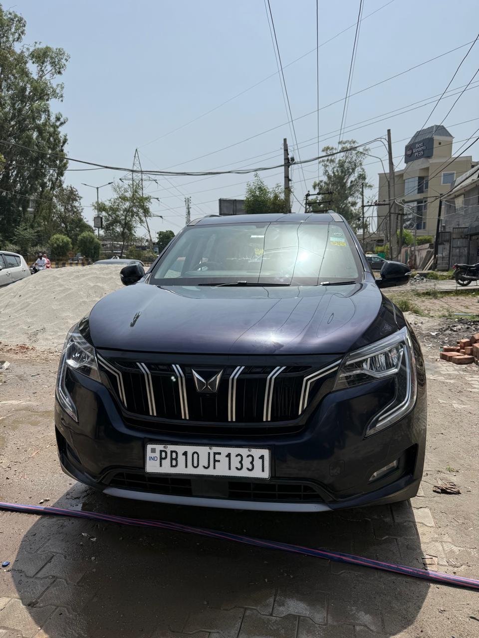 2023 Mahindra XUV700 AX5 MT Diesel 5 STR 2023 Mahindra XUV700 AX5 MT Diesel 5 STR