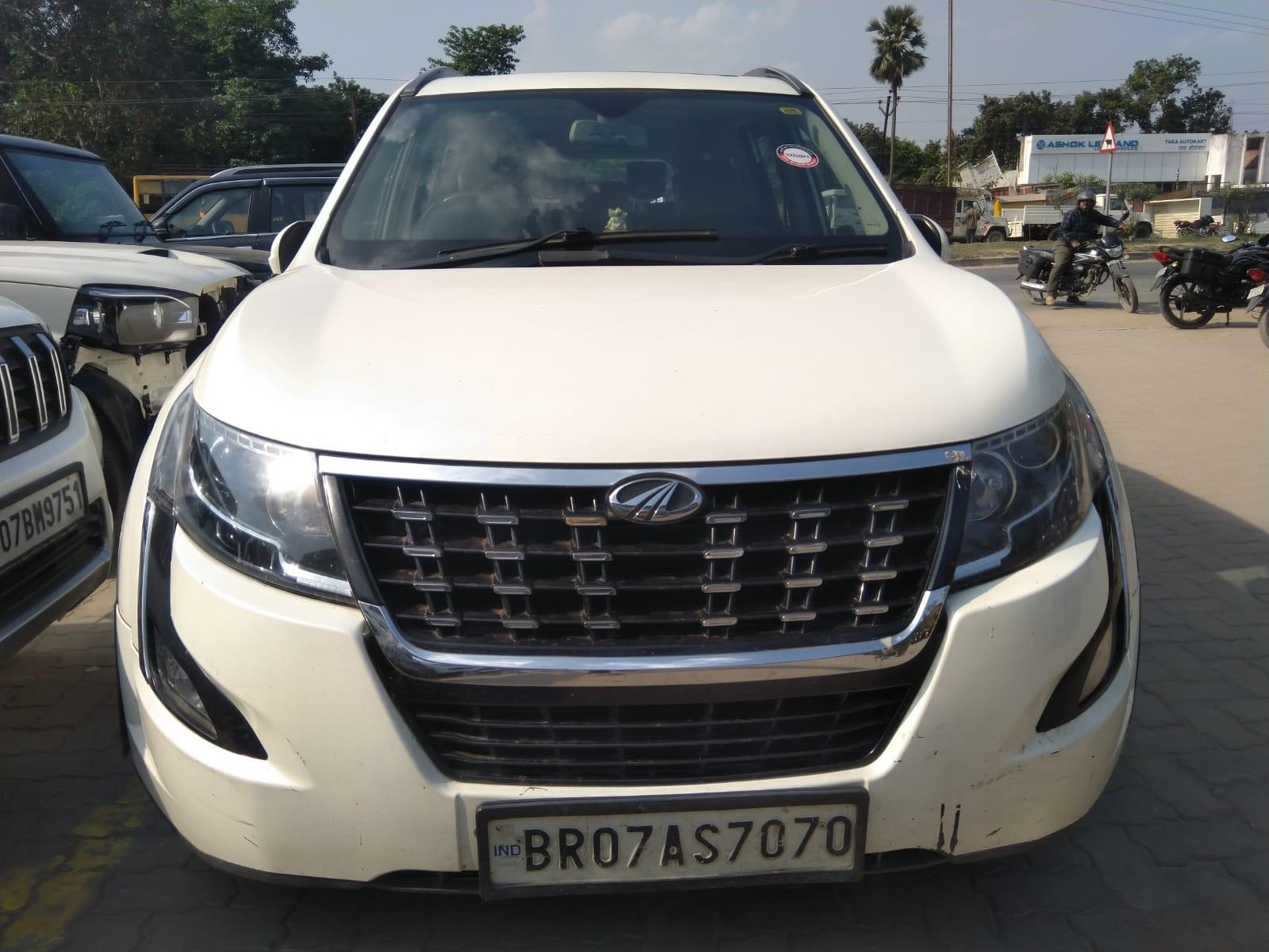 2021 Mahindra XUV500 W11(O) AT 2021 Mahindra XUV500 W11(O) AT