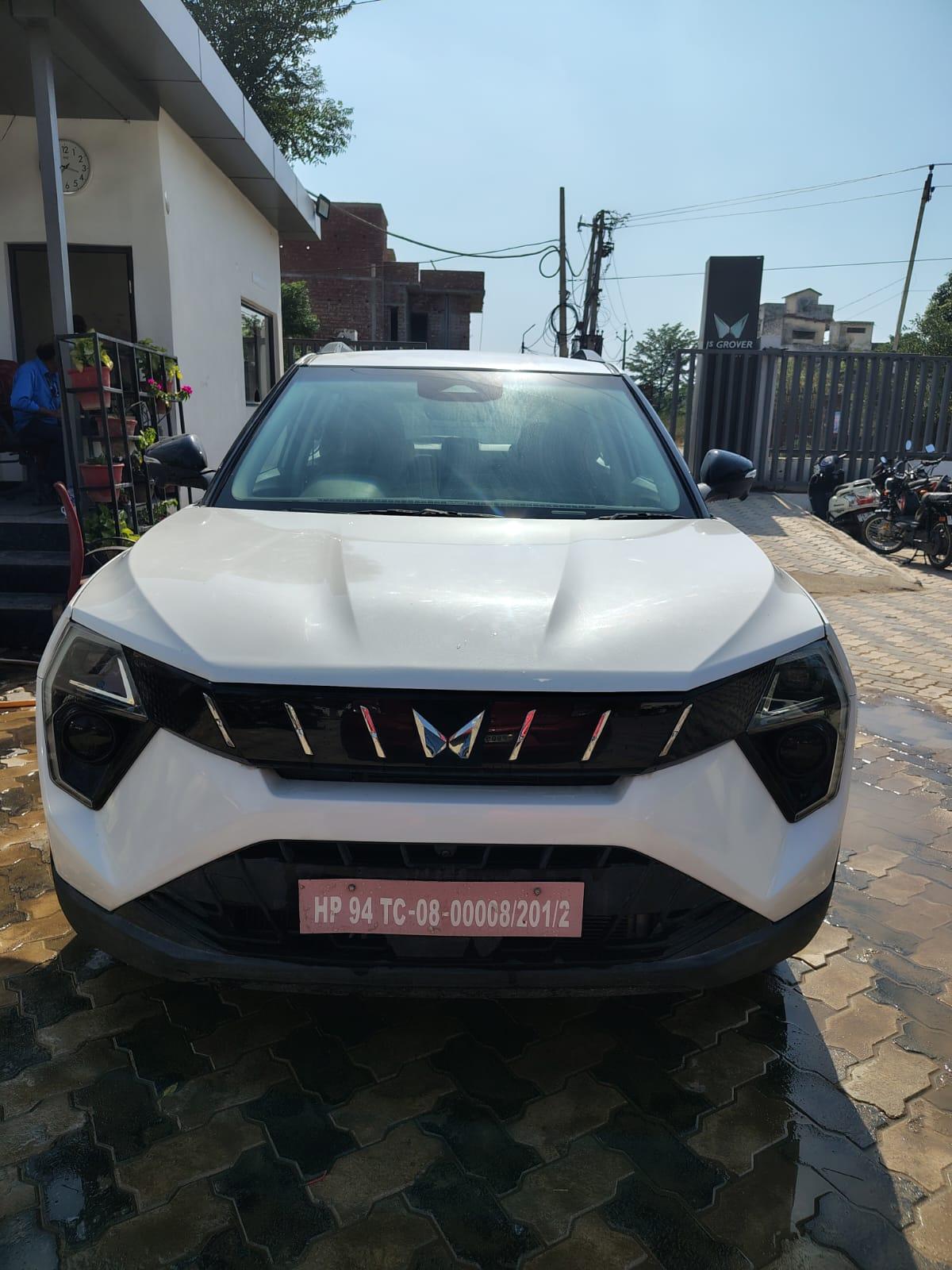 2024 Mahindra XUV 3XO AX5L 1.2 TGDi AT 2024 Mahindra XUV 3XO AX5L 1.2 TGDi AT