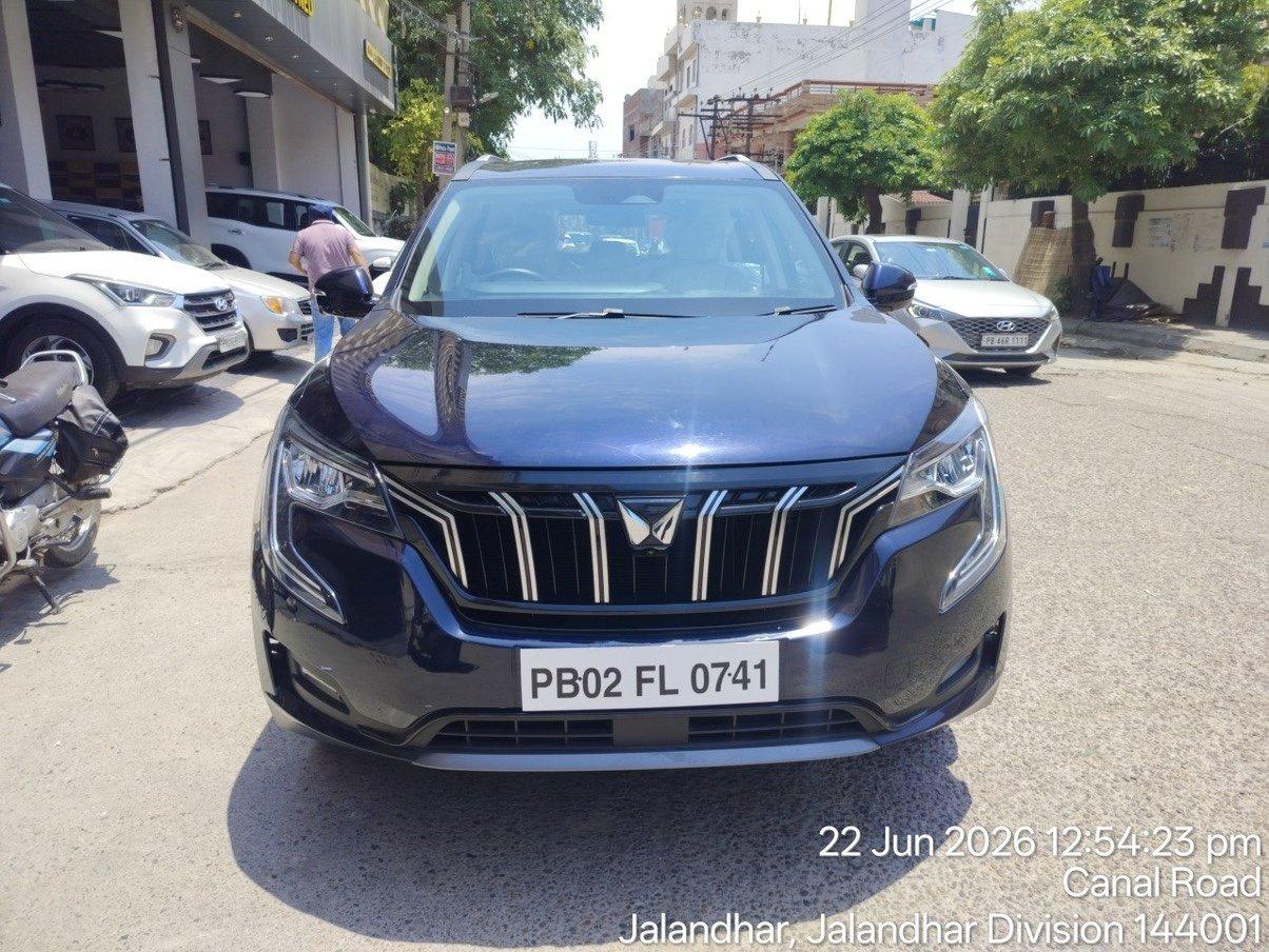 2021 Mahindra XUV700 AX7 AT Petrol 7 STR 2021 Mahindra XUV700 AX7 AT Petrol 7 STR