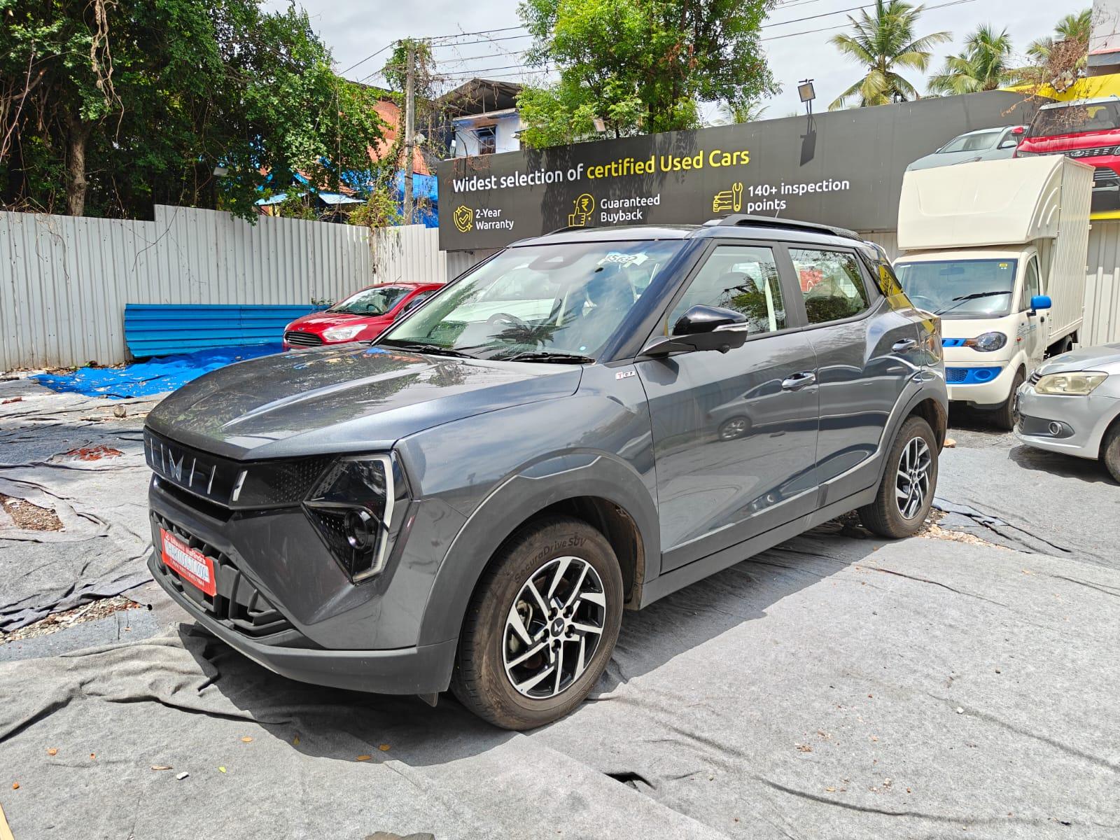 2025 Mahindra XUV 3XO AX5L 1.2 TGDi 2025 Mahindra XUV 3XO AX5L 1.2 TGDi