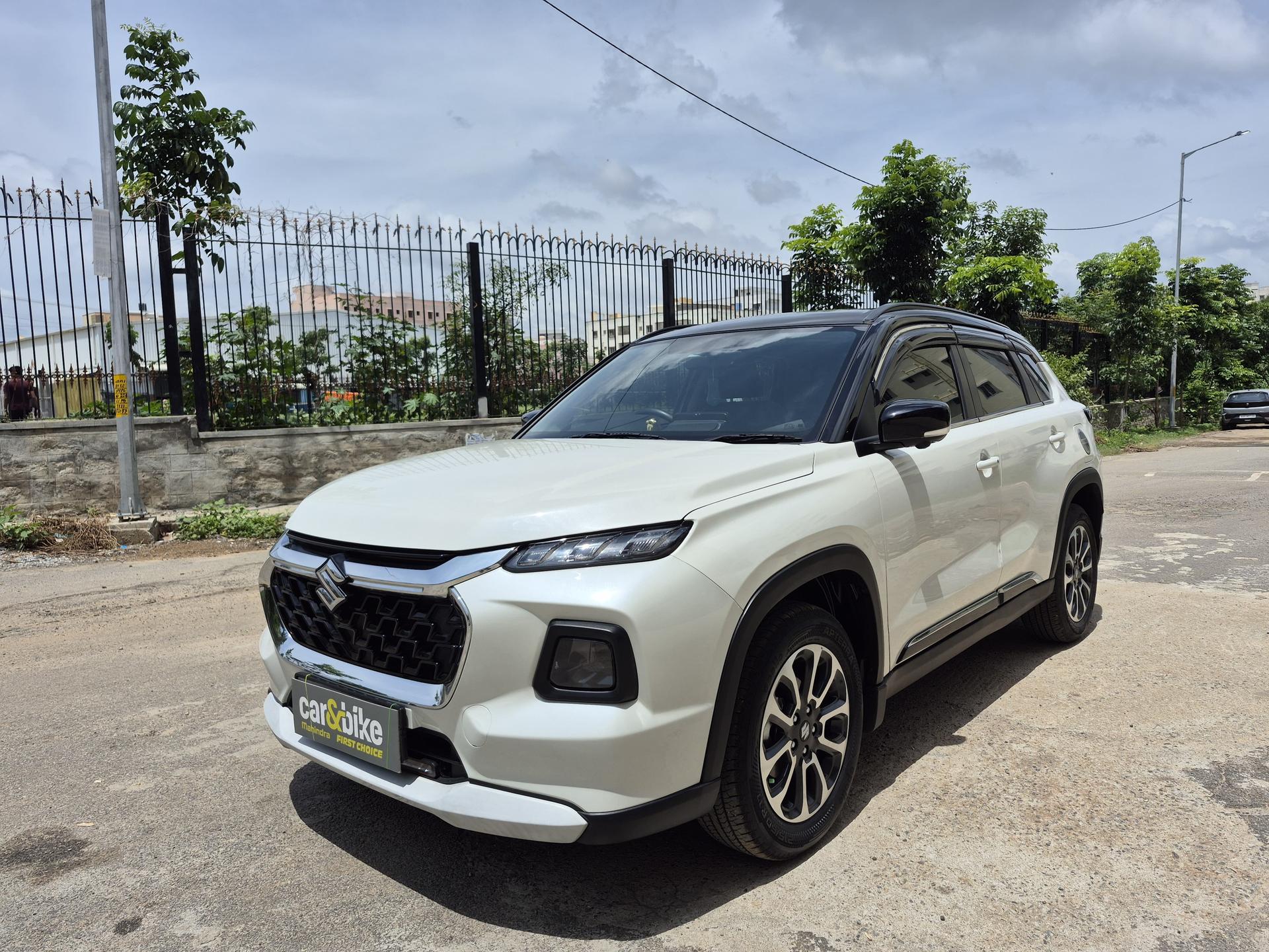 2024 Maruti Suzuki Grand Vitara Alpha Dual Tone 2024 Maruti Suzuki Grand Vitara Alpha Dual Tone