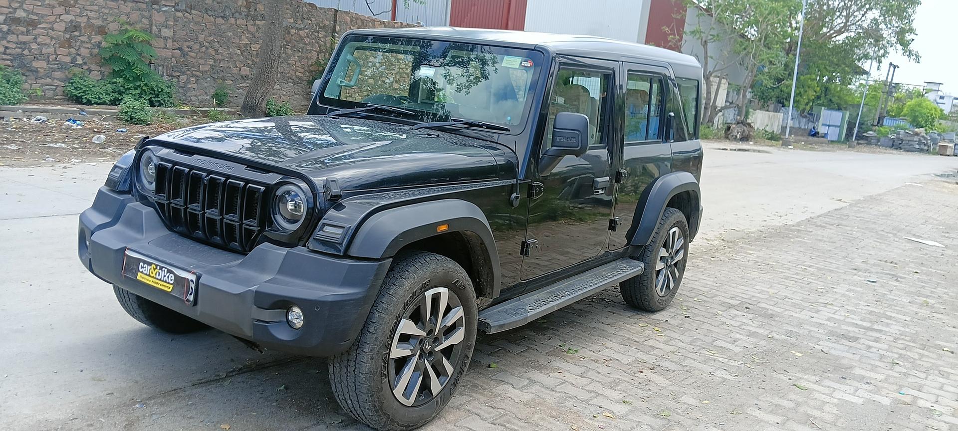 2025 Mahindra Thar Roxx AX7L Diesel 4WD MT 2025 Mahindra Thar Roxx AX7L Diesel 4WD MT