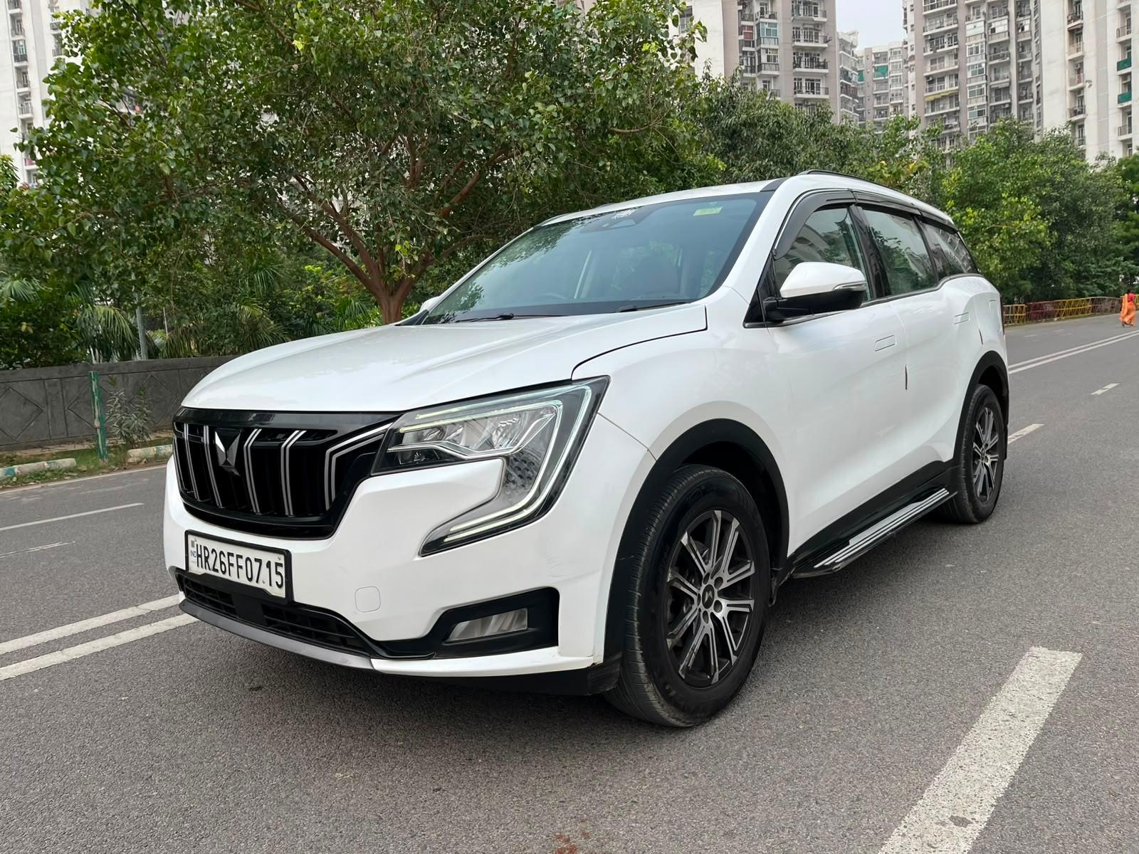 2023 Mahindra XUV700 AX7 MT Diesel 7 STR 2023 Mahindra XUV700 AX7 MT Diesel 7 STR