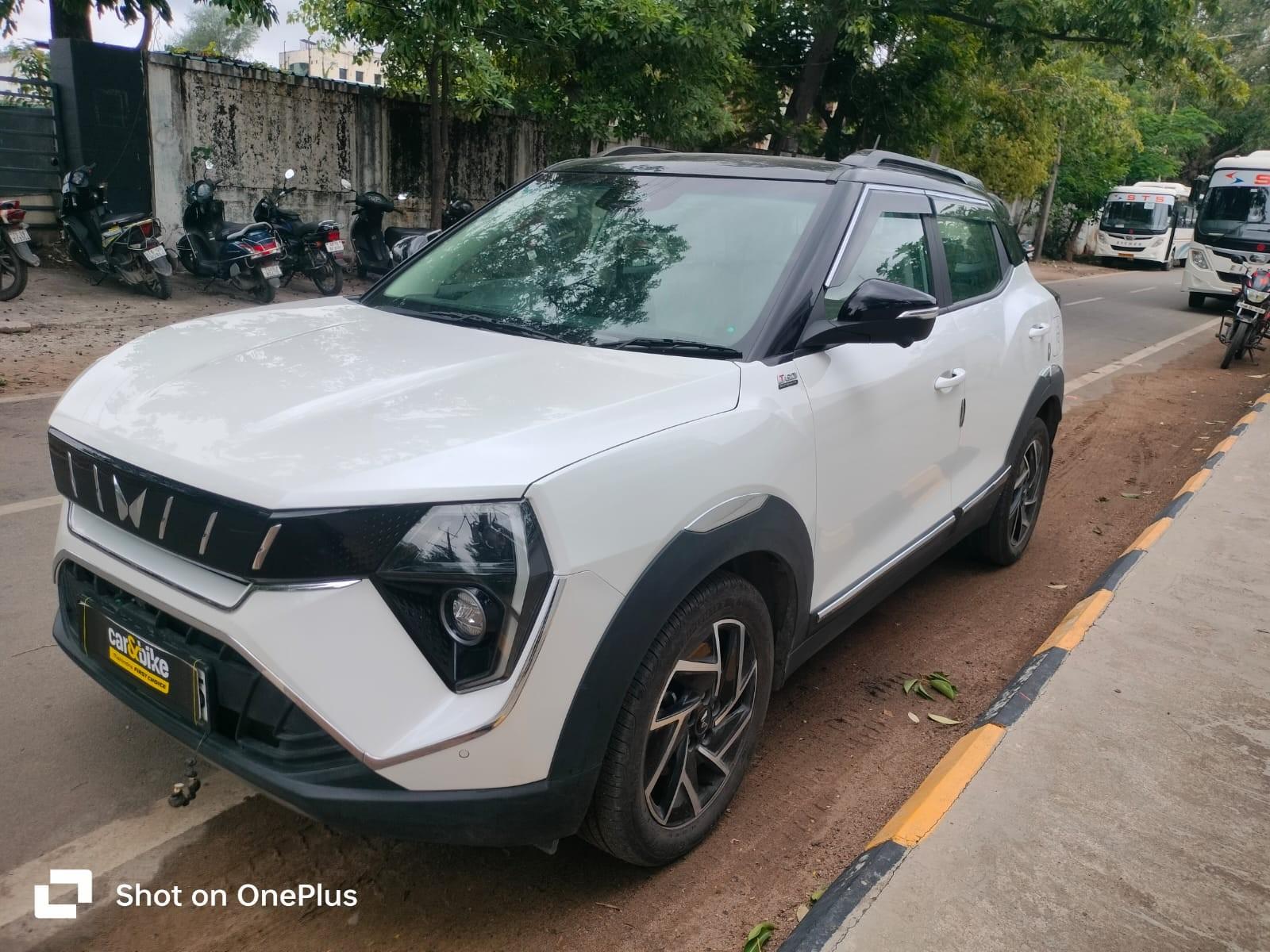 2025 Mahindra XUV 3XO AX7L 1.2 TGDi AT 2025 Mahindra XUV 3XO AX7L 1.2 TGDi AT