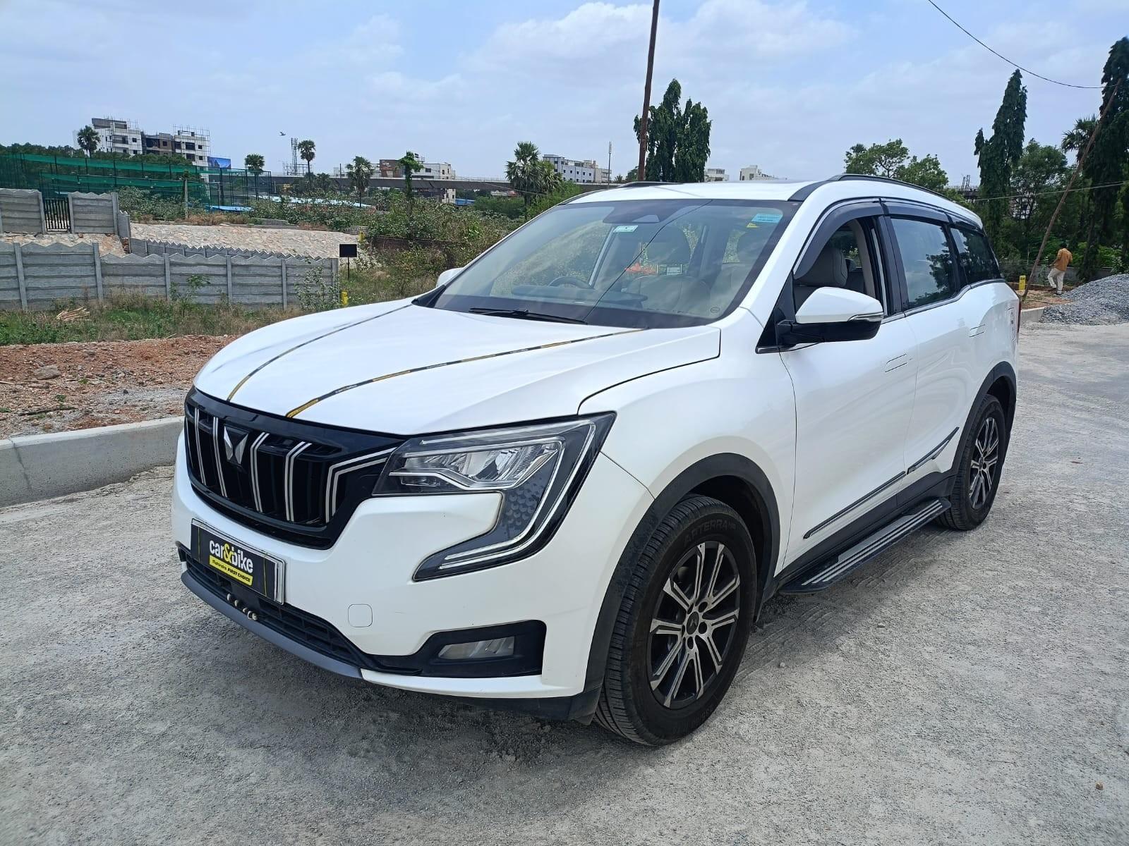 2022 Mahindra XUV700 AX7 AT Petrol 7 STR 2022 Mahindra XUV700 AX7 AT Petrol 7 STR