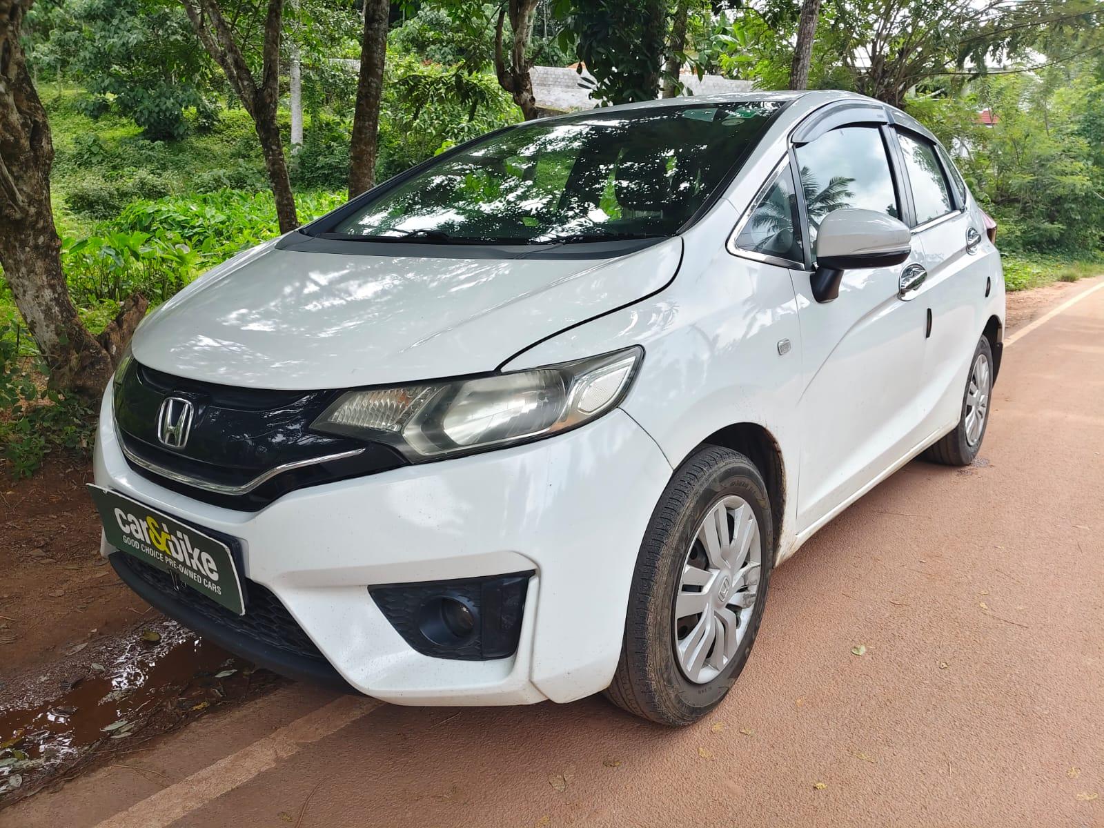 2015 Honda Jazz SV MT Diesel 2015 Honda Jazz SV MT Diesel