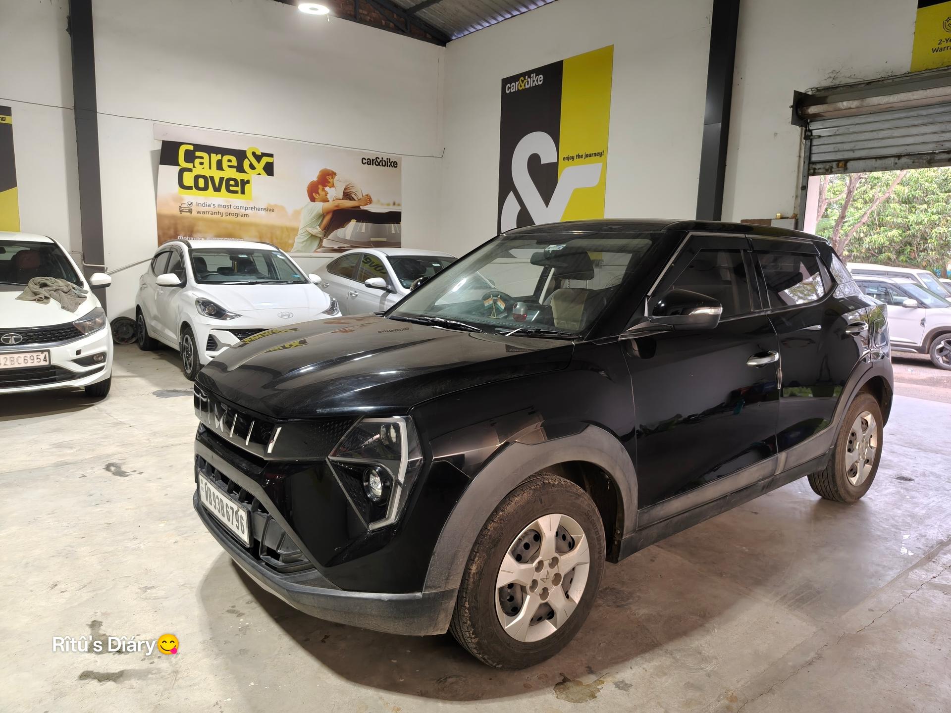 2024 Mahindra XUV 3XO MX2 Pro 1.2 L TCMPFi AT 2024 Mahindra XUV 3XO MX2 Pro 1.2 L TCMPFi AT