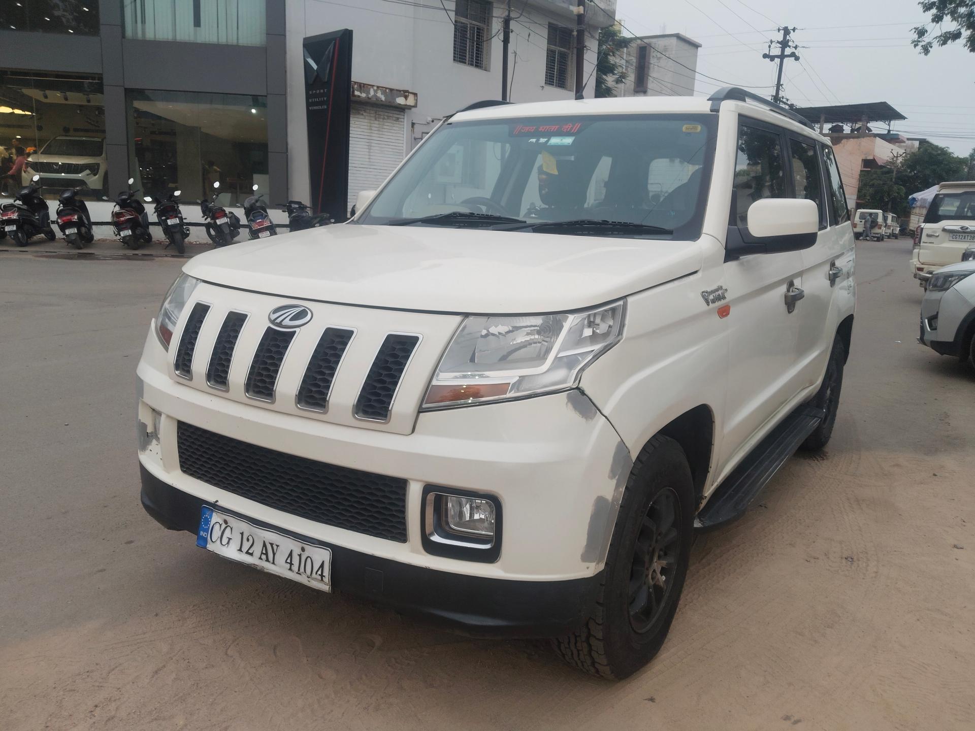 2019 Mahindra TUV300 T8 100HP 2019 Mahindra TUV300 T8 100HP