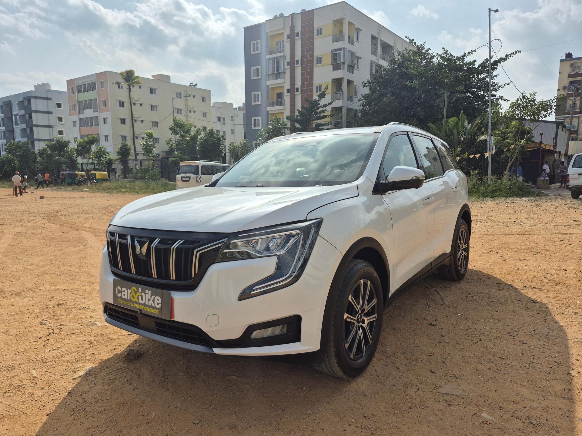 2024 Mahindra XUV700 AX7 AT Luxury Petrol 7 STR 2024 Mahindra XUV700 AX7 AT Luxury Petrol 7 STR