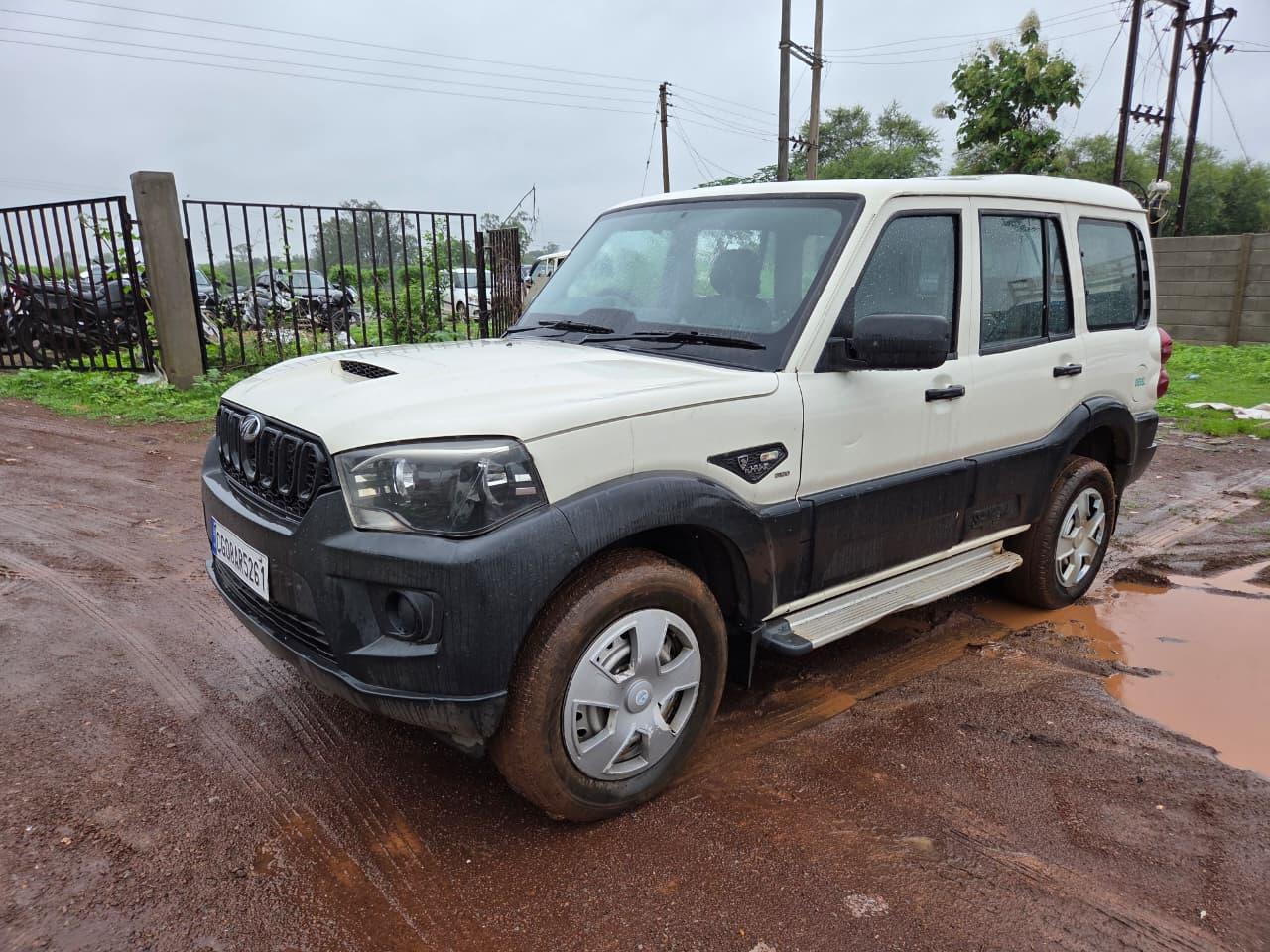 2021 Mahindra Scorpio S3 Plus 2021 Mahindra Scorpio S3 Plus