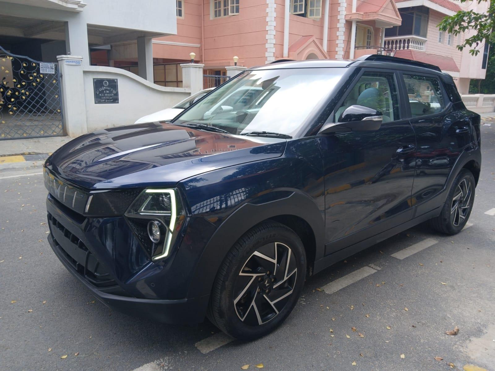 2024 Mahindra XUV 3XO AX7 1.2 TGDi AT 2024 Mahindra XUV 3XO AX7 1.2 TGDi AT