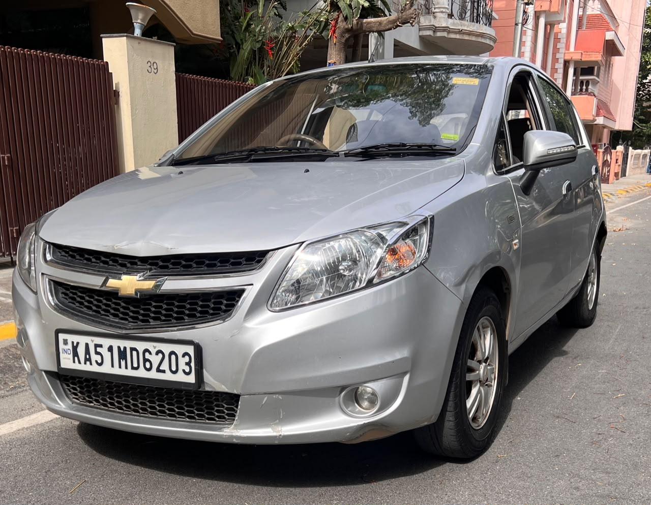 2012 Chevrolet Sail UVA 1.3 LT ABS 2012 Chevrolet Sail UVA 1.3 LT ABS