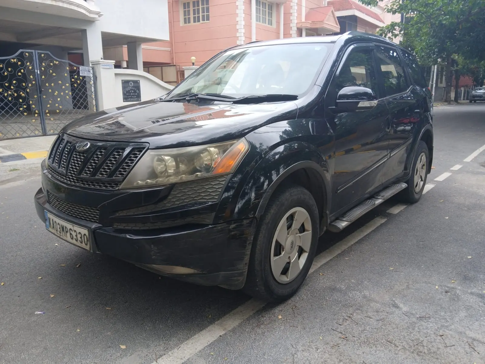 2011 Mahindra XUV500 W6 FWD 2011 Mahindra XUV500 W6 FWD