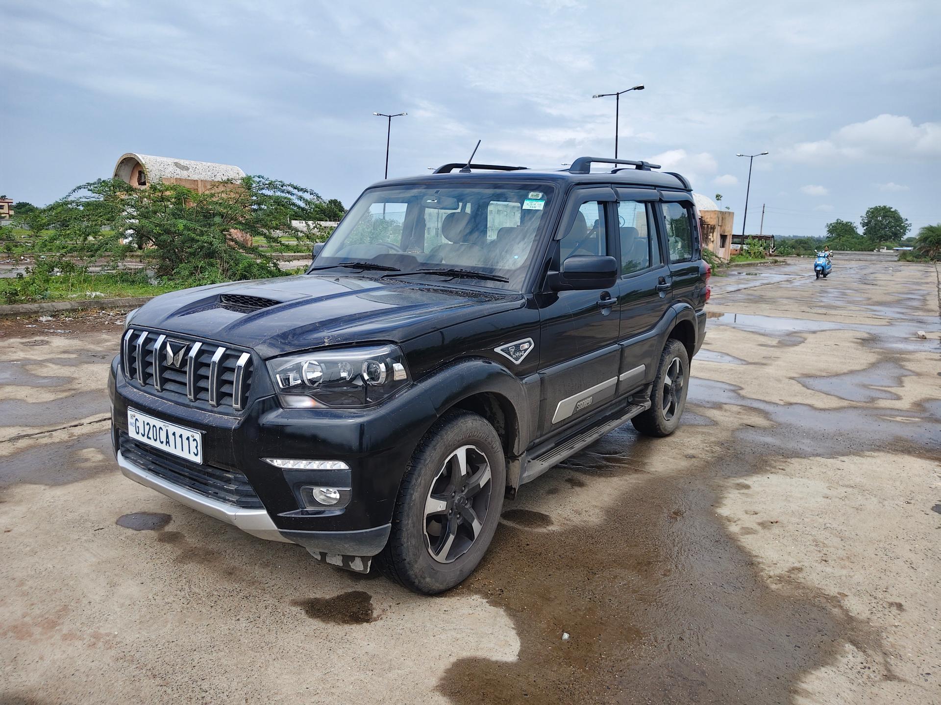 2023 Mahindra Scorpio Classic S11 CC 7 Seater 2023 Mahindra Scorpio Classic S11 CC 7 Seater