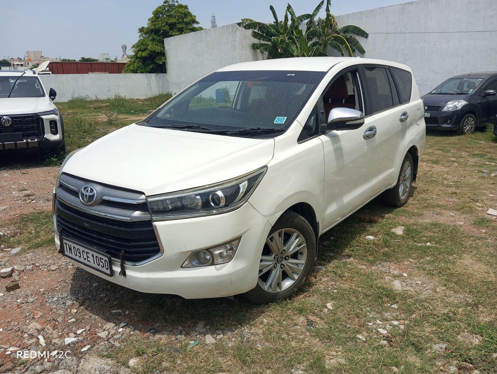2016 Toyota Innova Crysta 2.8 Z 7 STR 2016 Toyota Innova Crysta 2.8 Z 7 STR
