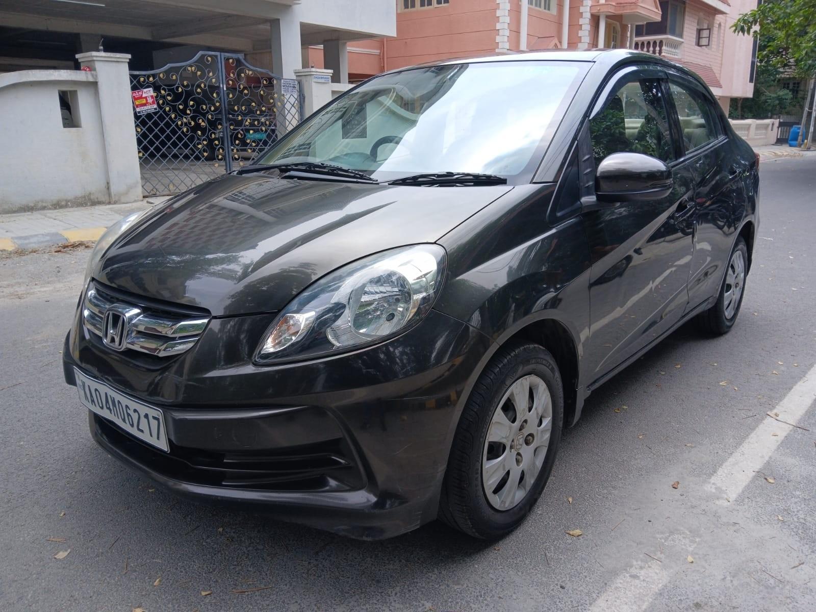 2015 Honda Amaze SX MT Petrol 2015 Honda Amaze SX MT Petrol