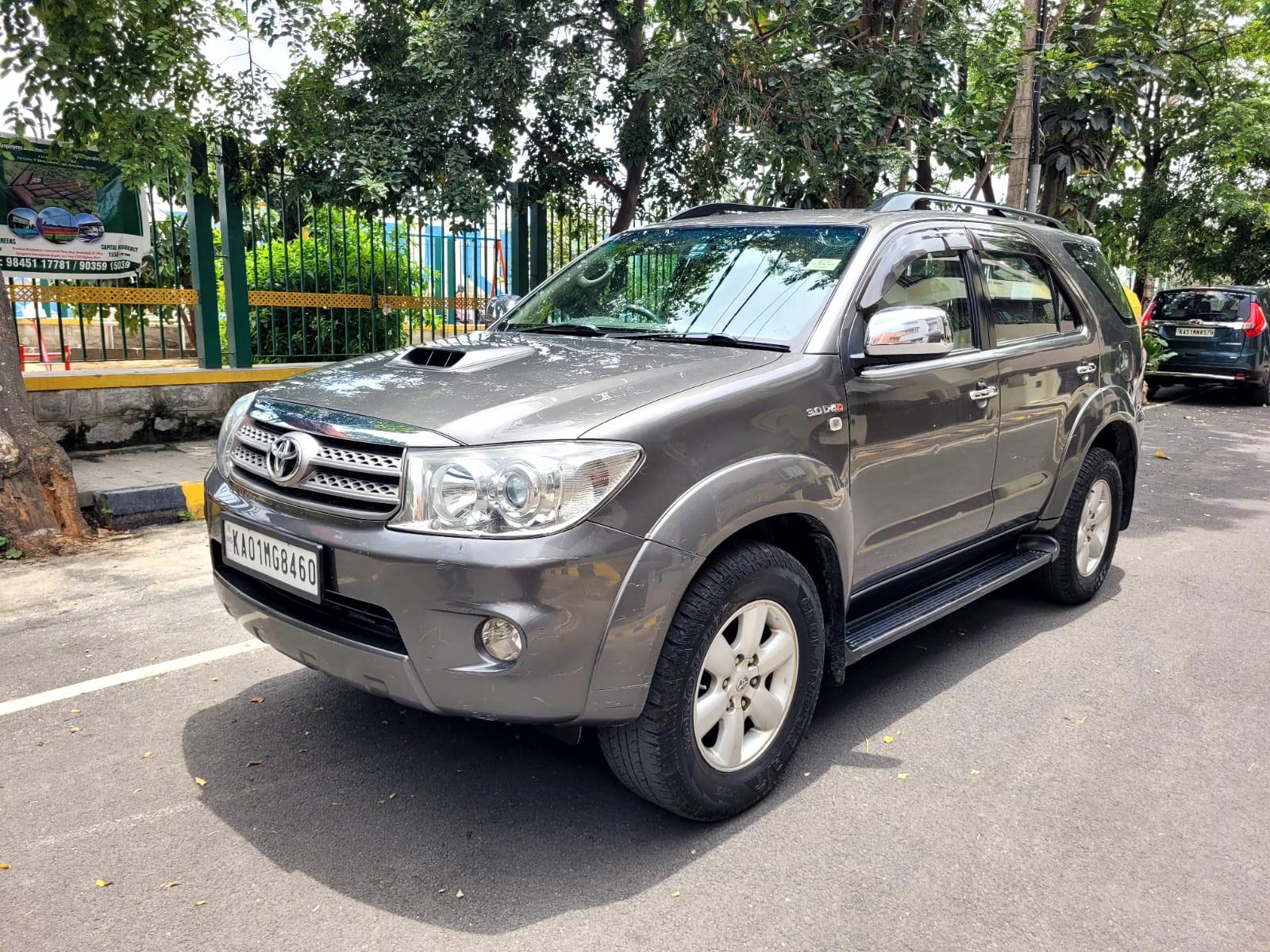 2011 Toyota Fortuner 3.0 MT 2011 Toyota Fortuner 3.0 MT