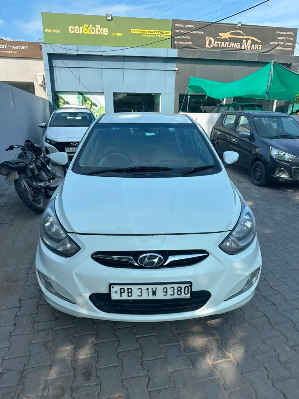 2012 Hyundai Fluidic Verna 1.6 CRDI SX 2012 Hyundai Fluidic Verna 1.6 CRDI SX