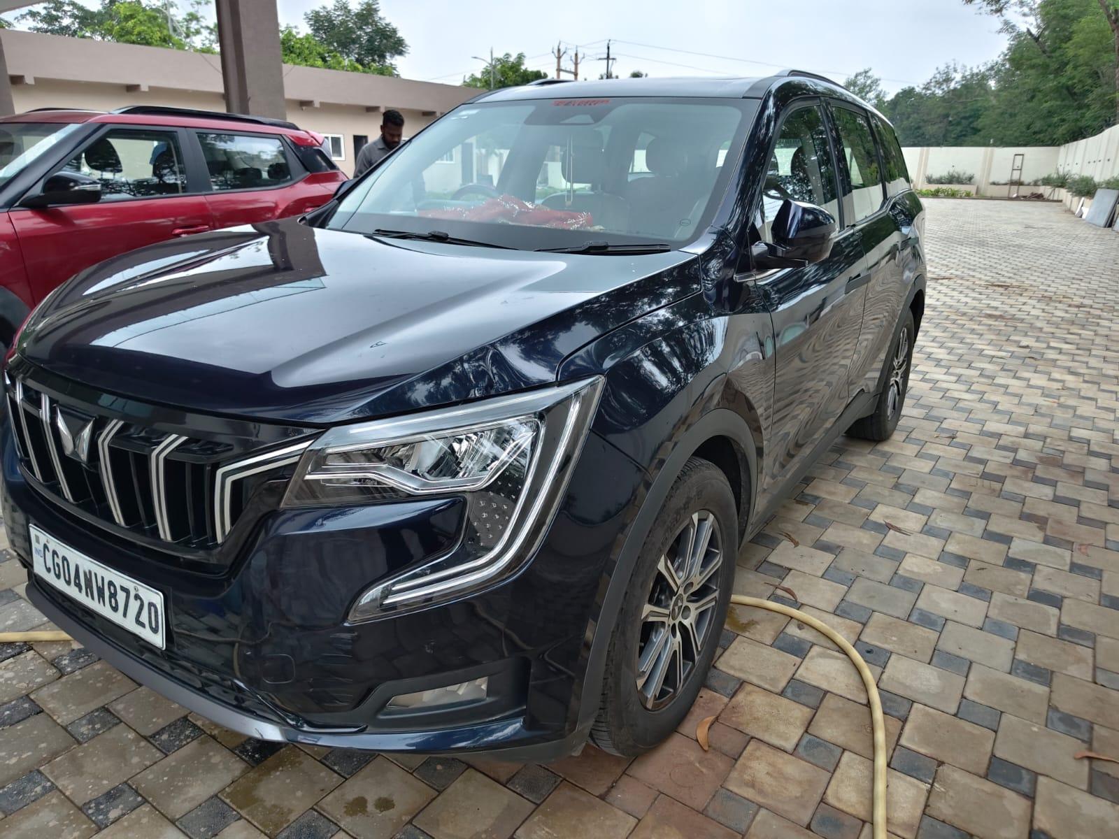 2022 Mahindra XUV700 AX7 AT Diesel 7 STR 2022 Mahindra XUV700 AX7 AT Diesel 7 STR