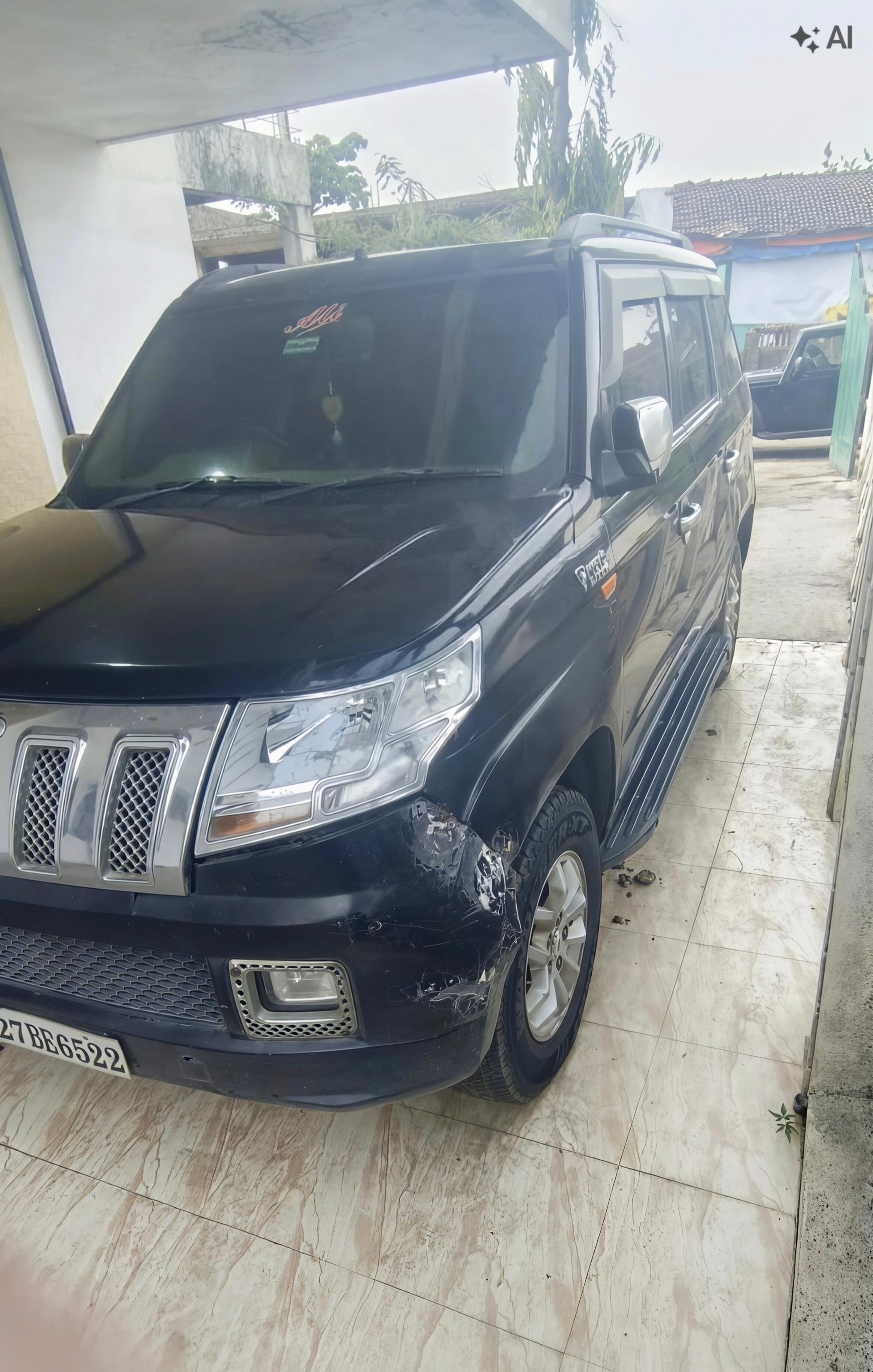 2016 Mahindra TUV300 T8 AMT 2016 Mahindra TUV300 T8 AMT