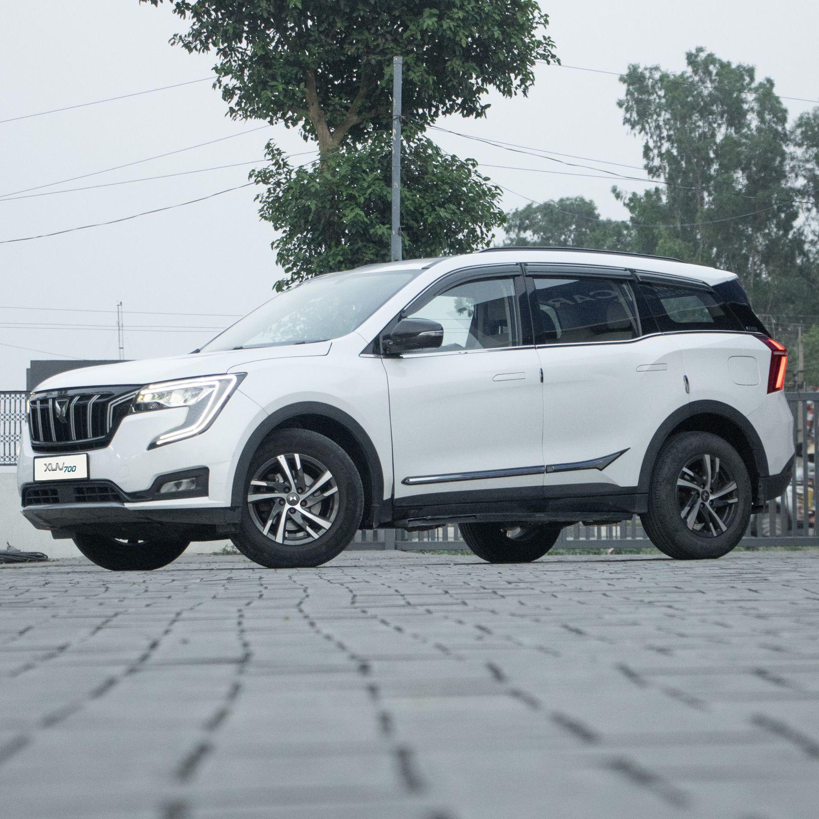 2022 Mahindra XUV700 AX5 AT Diesel 5 STR 2022 Mahindra XUV700 AX5 AT Diesel 5 STR