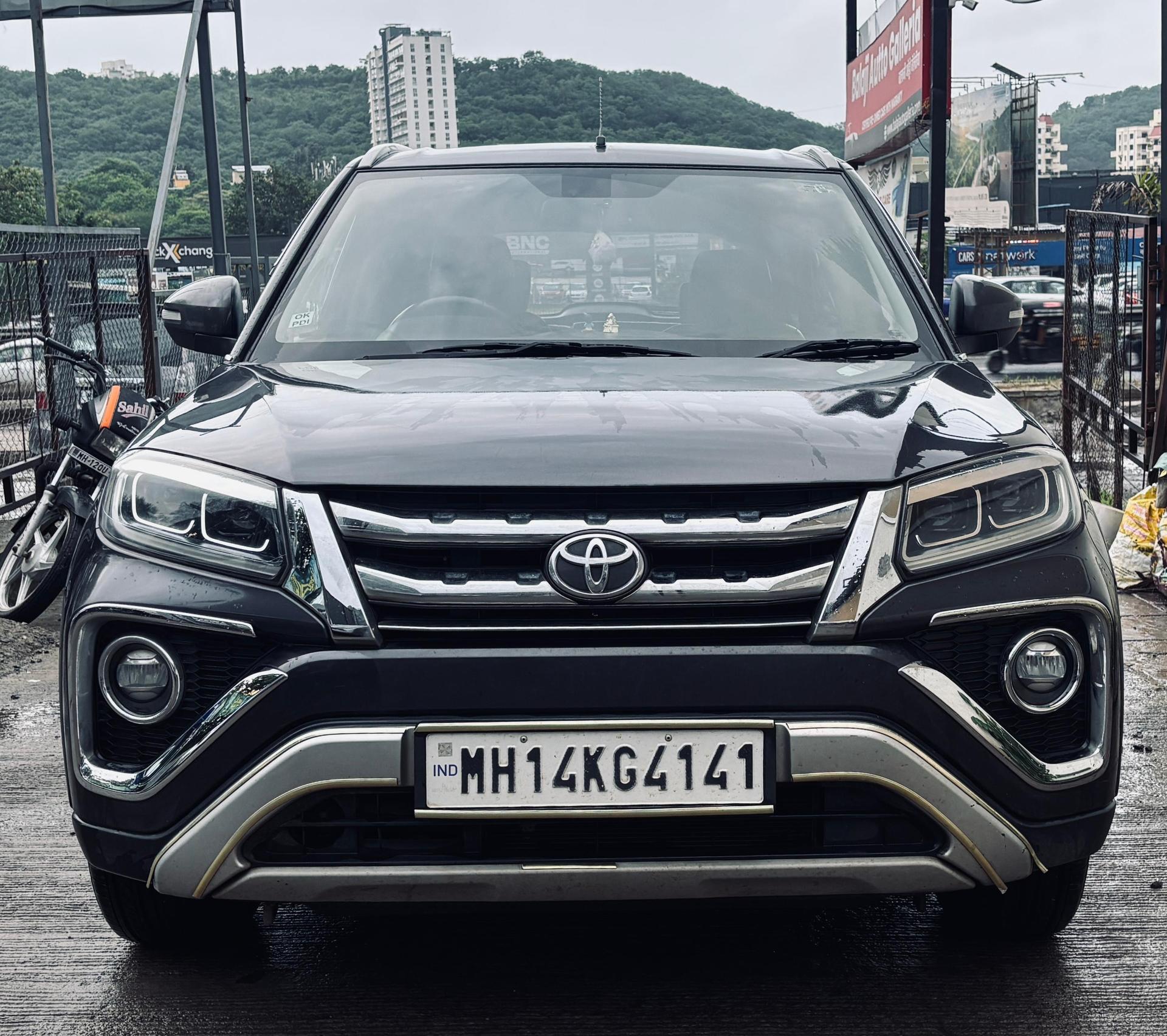 2022 Toyota Urban Cruiser Premium AT 2022 Toyota Urban Cruiser Premium AT