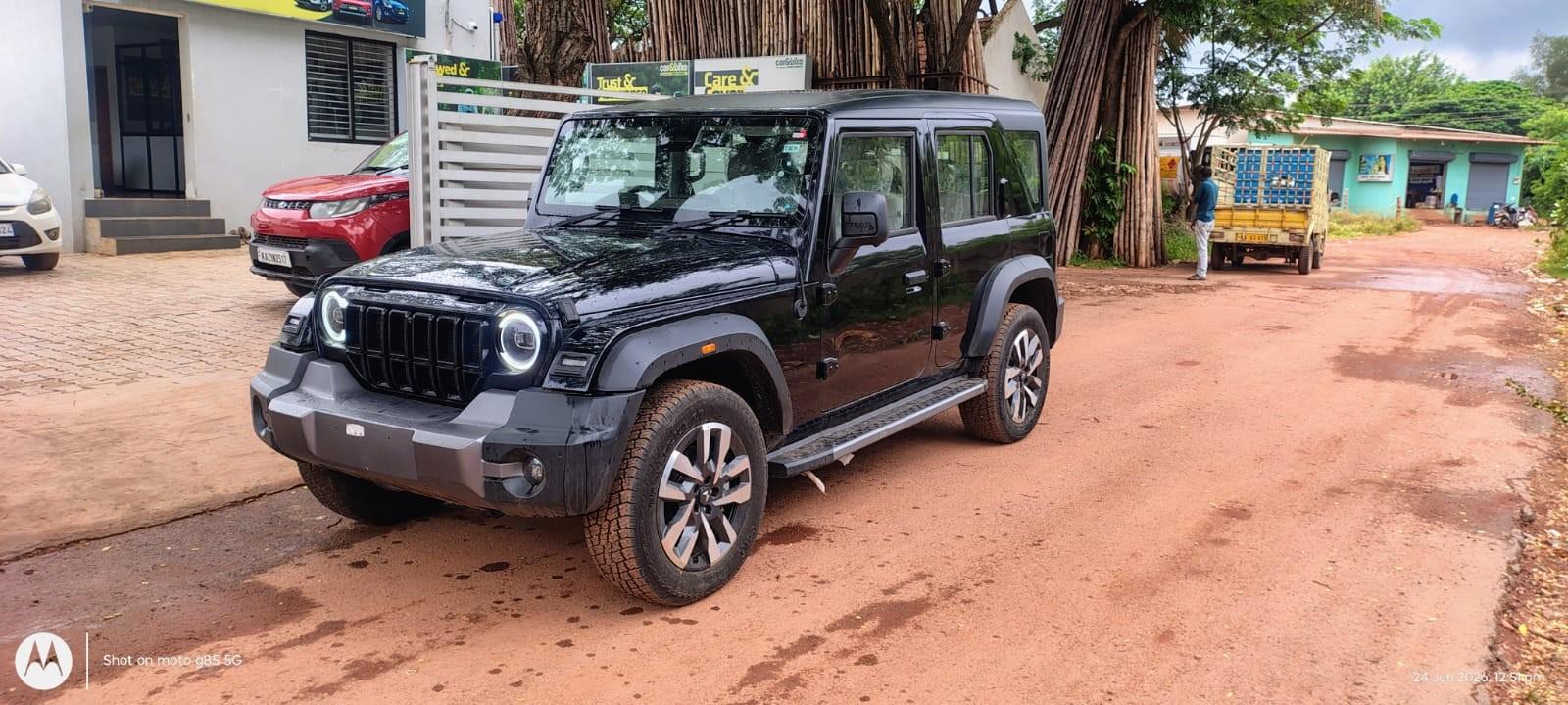 2025 Mahindra Thar Roxx AX7L Diesel 2WD AT 2025 Mahindra Thar Roxx AX7L Diesel 2WD AT