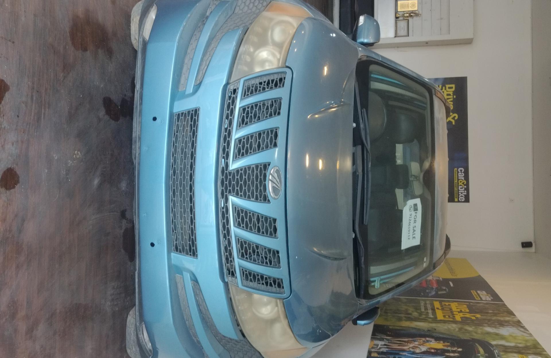 2014 Mahindra XUV500 W8 FWD 2014 Mahindra XUV500 W8 FWD