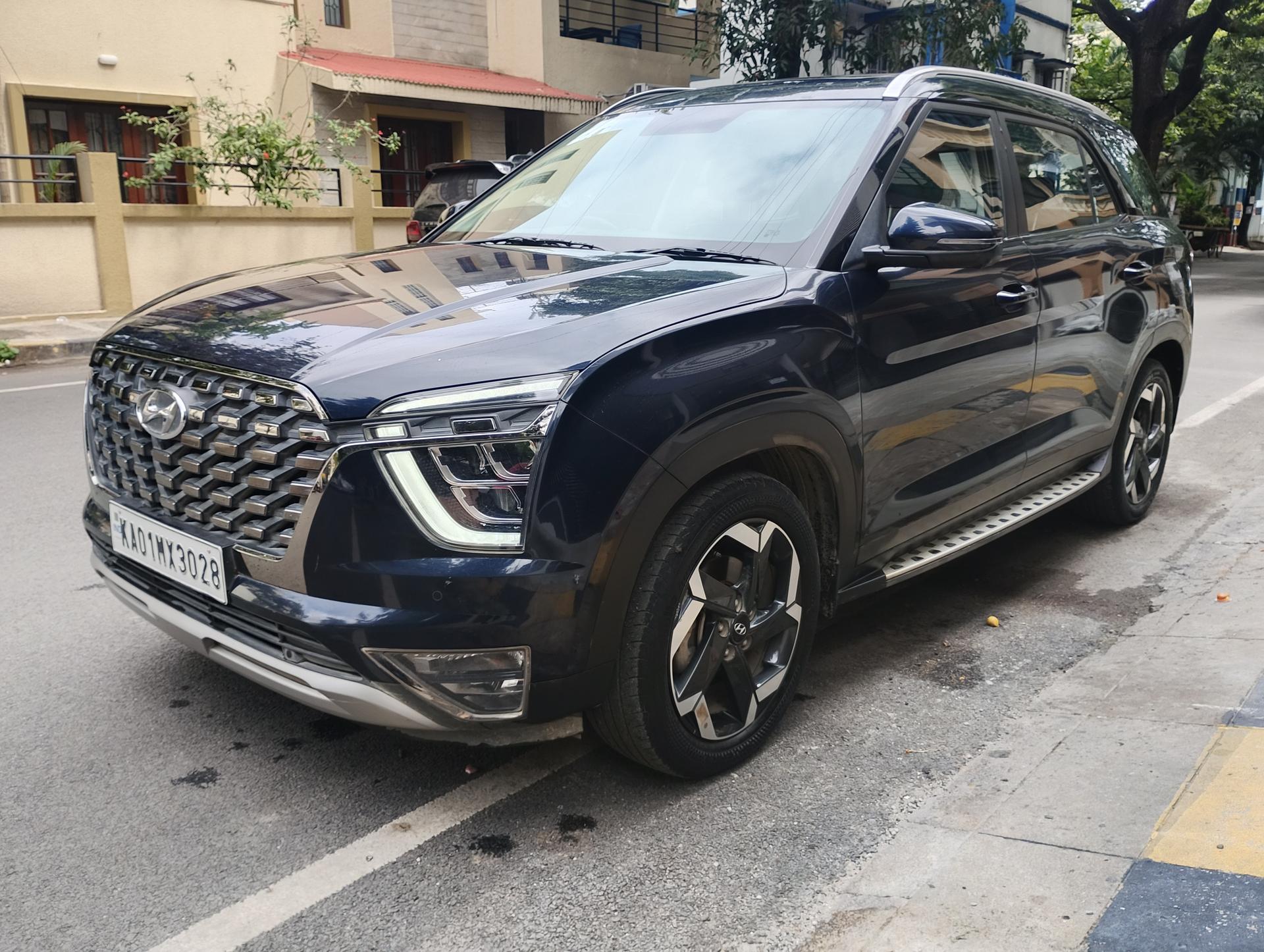 2022 Hyundai Alcazar Signature (O) 7 Seater AT Diesel 2022 Hyundai Alcazar Signature (O) 7 Seater AT Diesel