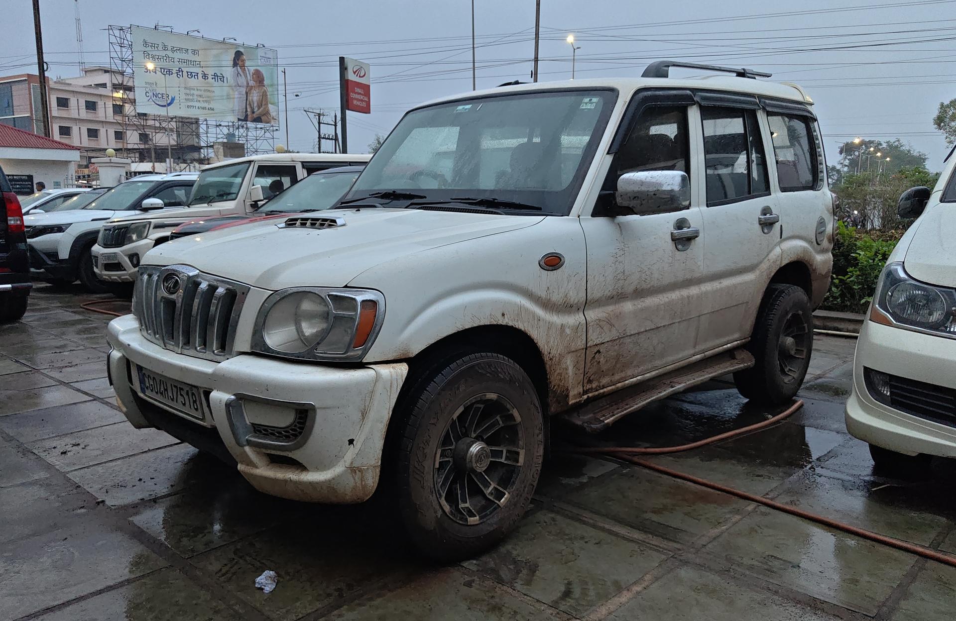 2014 Mahindra Scorpio LX BS 3 2014 Mahindra Scorpio LX BS 3