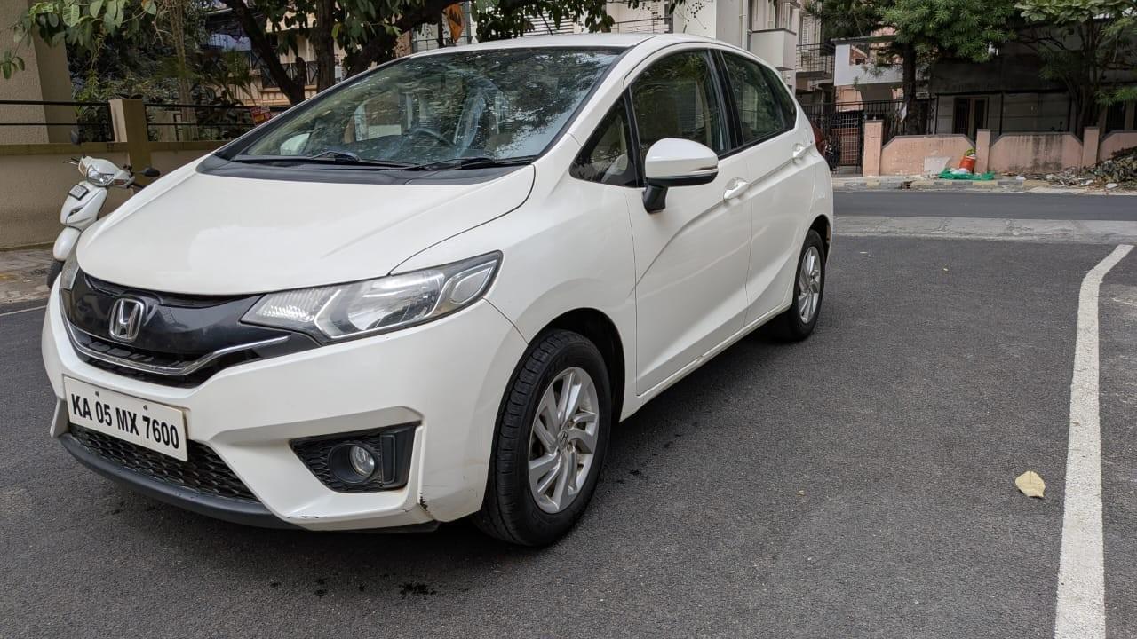 2015 Honda Jazz E MT Petrol 2015 Honda Jazz E MT Petrol