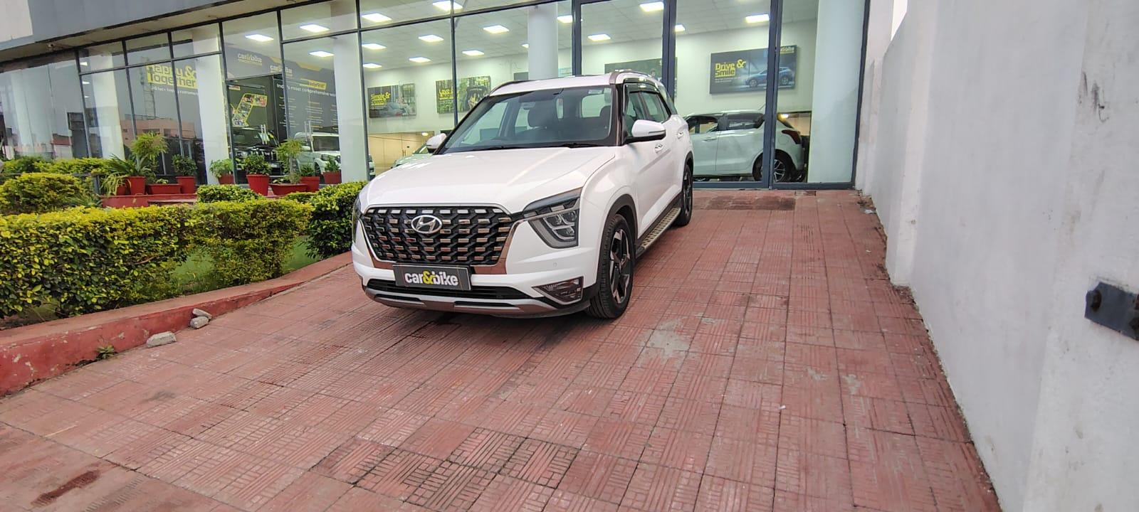 2022 Hyundai Alcazar Signature (O) 7 Seater AT Diesel 2022 Hyundai Alcazar Signature (O) 7 Seater AT Diesel
