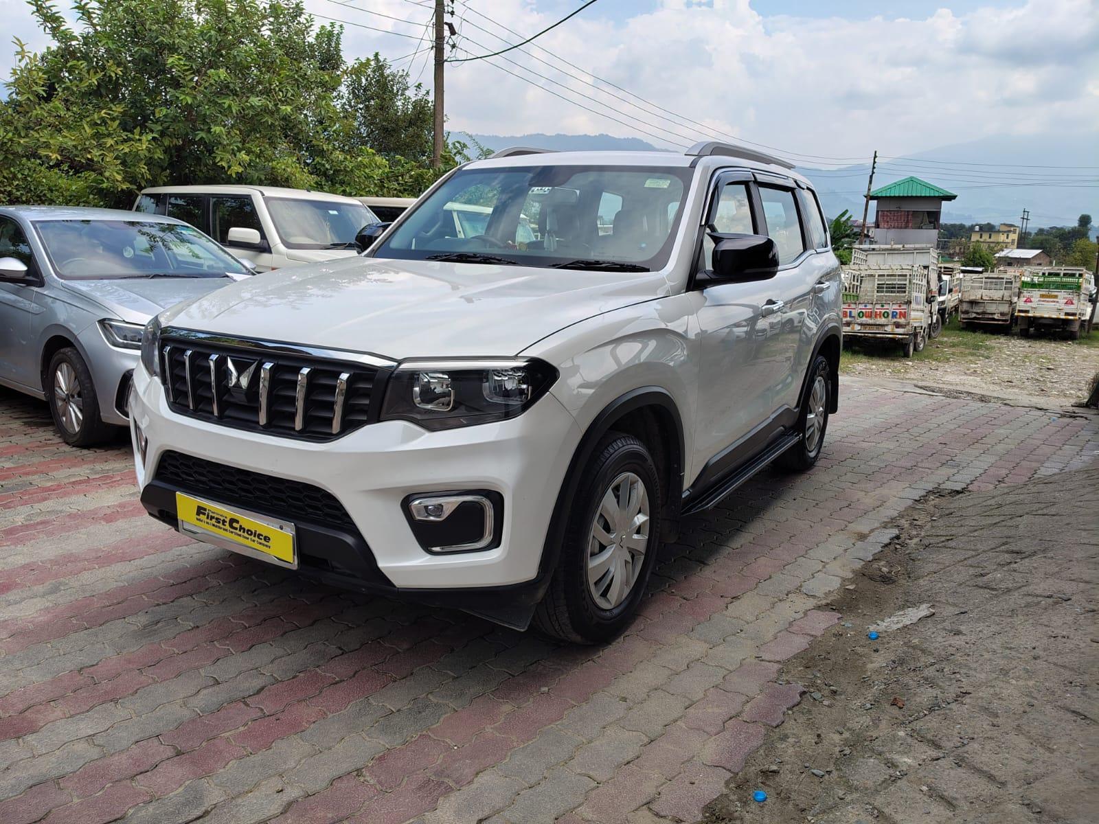 2025 Mahindra Scorpio-N Z2 7 STR Diesel 2025 Mahindra Scorpio-N Z2 7 STR Diesel
