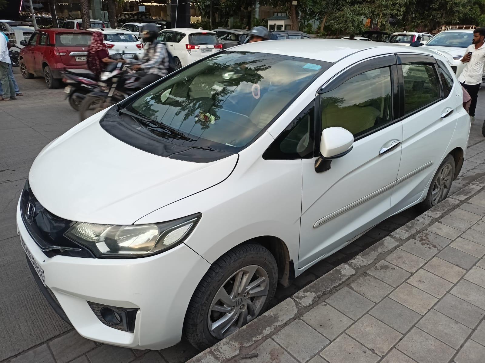 2017 Honda Jazz V CVT Privilege Edition Petrol 2017 Honda Jazz V CVT Privilege Edition Petrol