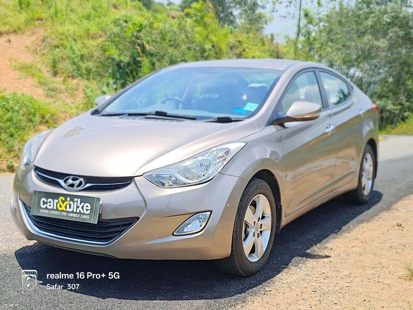 2013 Hyundai Elantra 1.8 VTVT S 2013 Hyundai Elantra 1.8 VTVT S