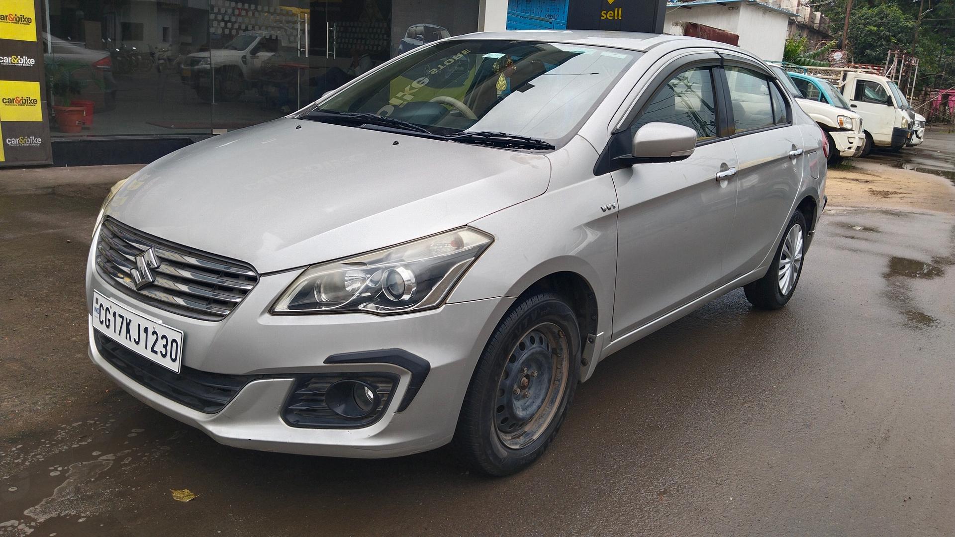 2014 Maruti Suzuki Ciaz VXI Plus 2014 Maruti Suzuki Ciaz VXI Plus
