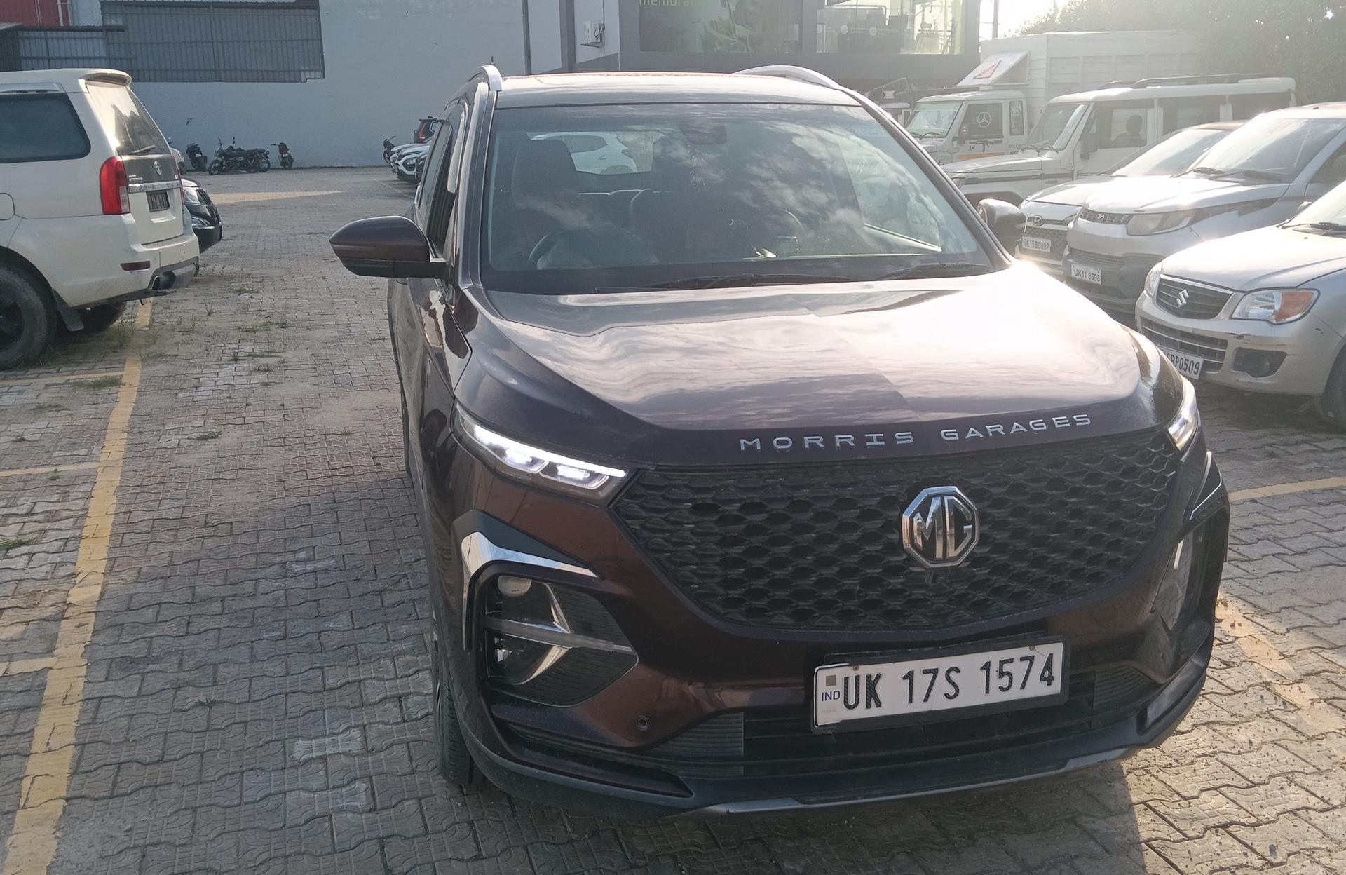 2022 MG Hector Plus Sharp Diesel 2022 MG Hector Plus Sharp Diesel