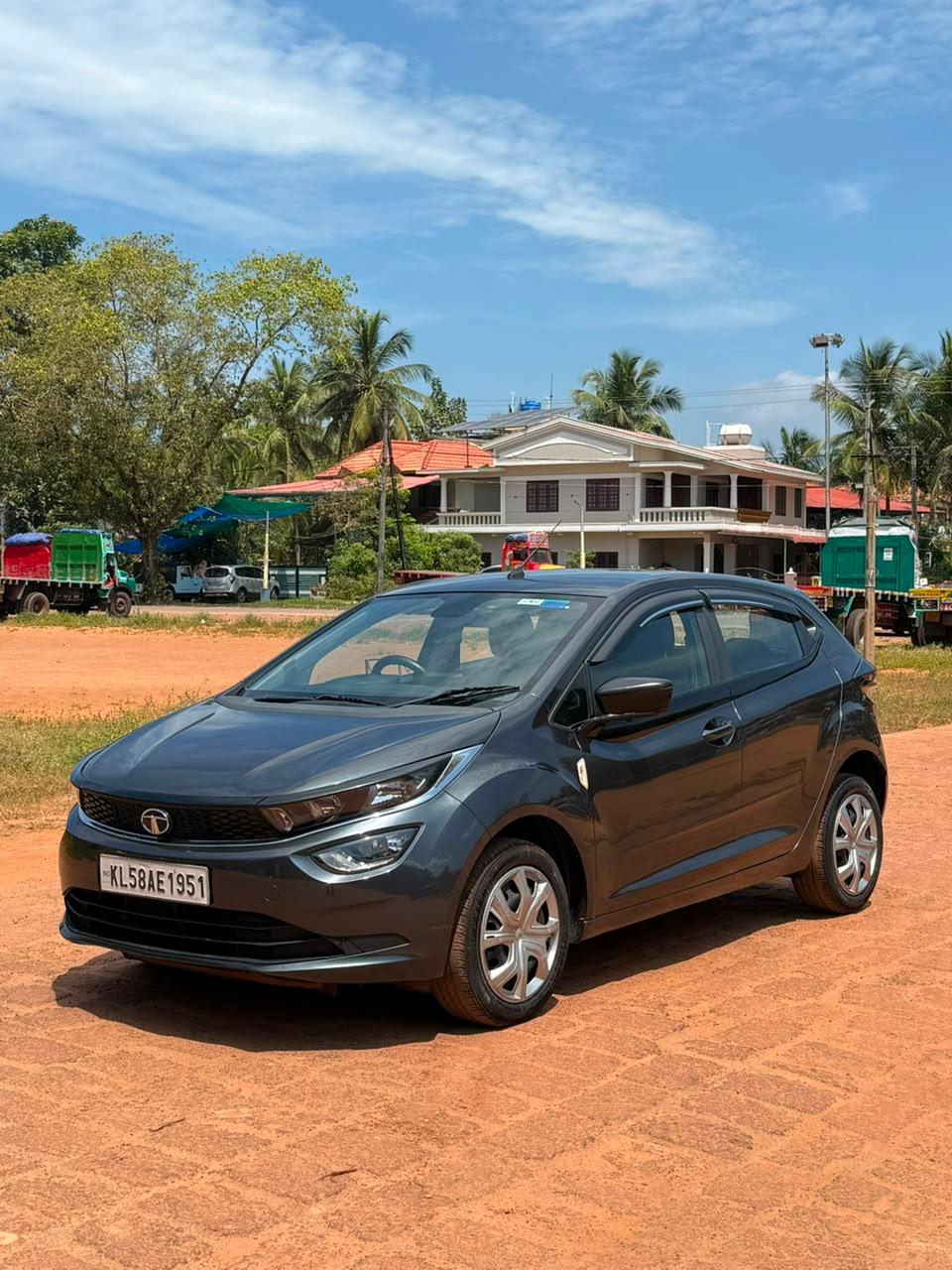 2021 Tata Altroz XT Petrol 2021 Tata Altroz XT Petrol