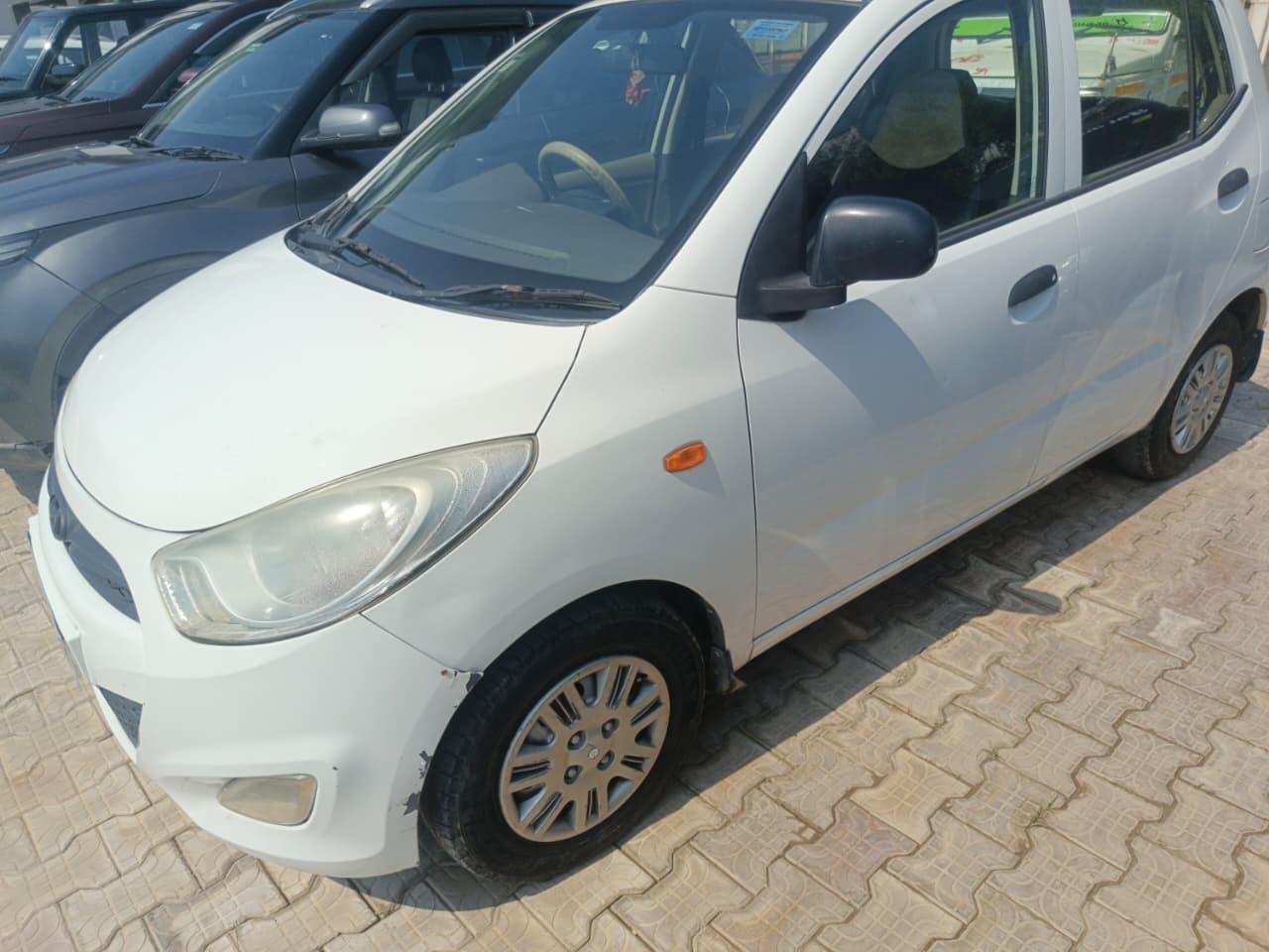 2015 Hyundai i10 Era 1.1 iRDE2 2015 Hyundai i10 Era 1.1 iRDE2